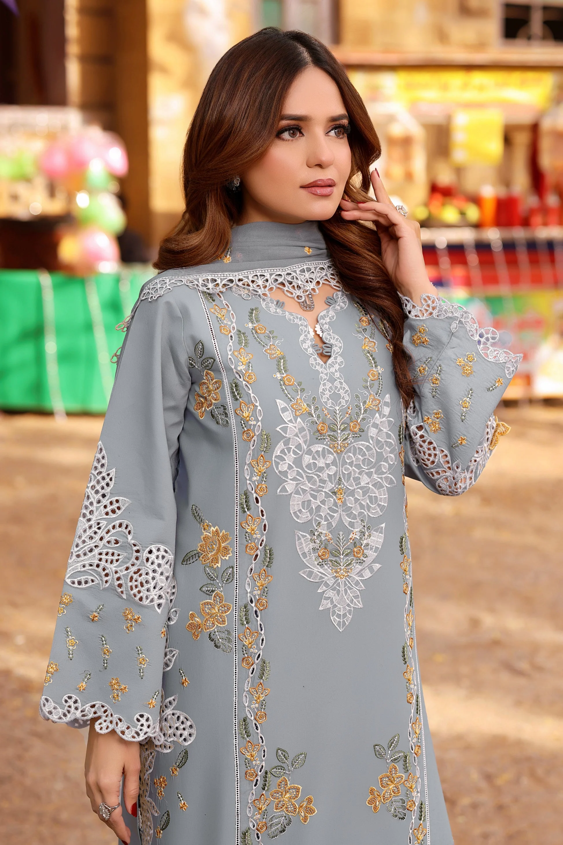 Aneela - Luxury Lawn Embroidered Unstitched 3 Piece -LUX-26-05 - Image 3