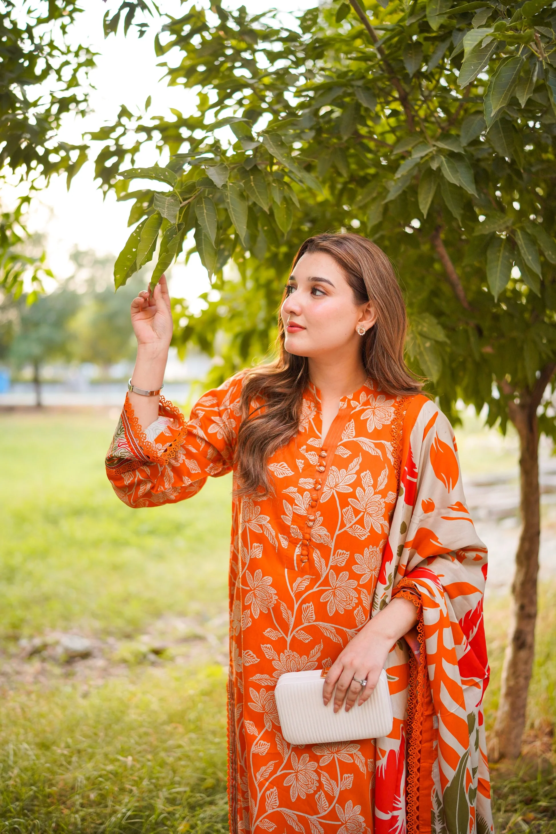 Aneelas Luxury Lawn Embroidered 3 Pc Unstitched Collection WPR-03 - Image 4