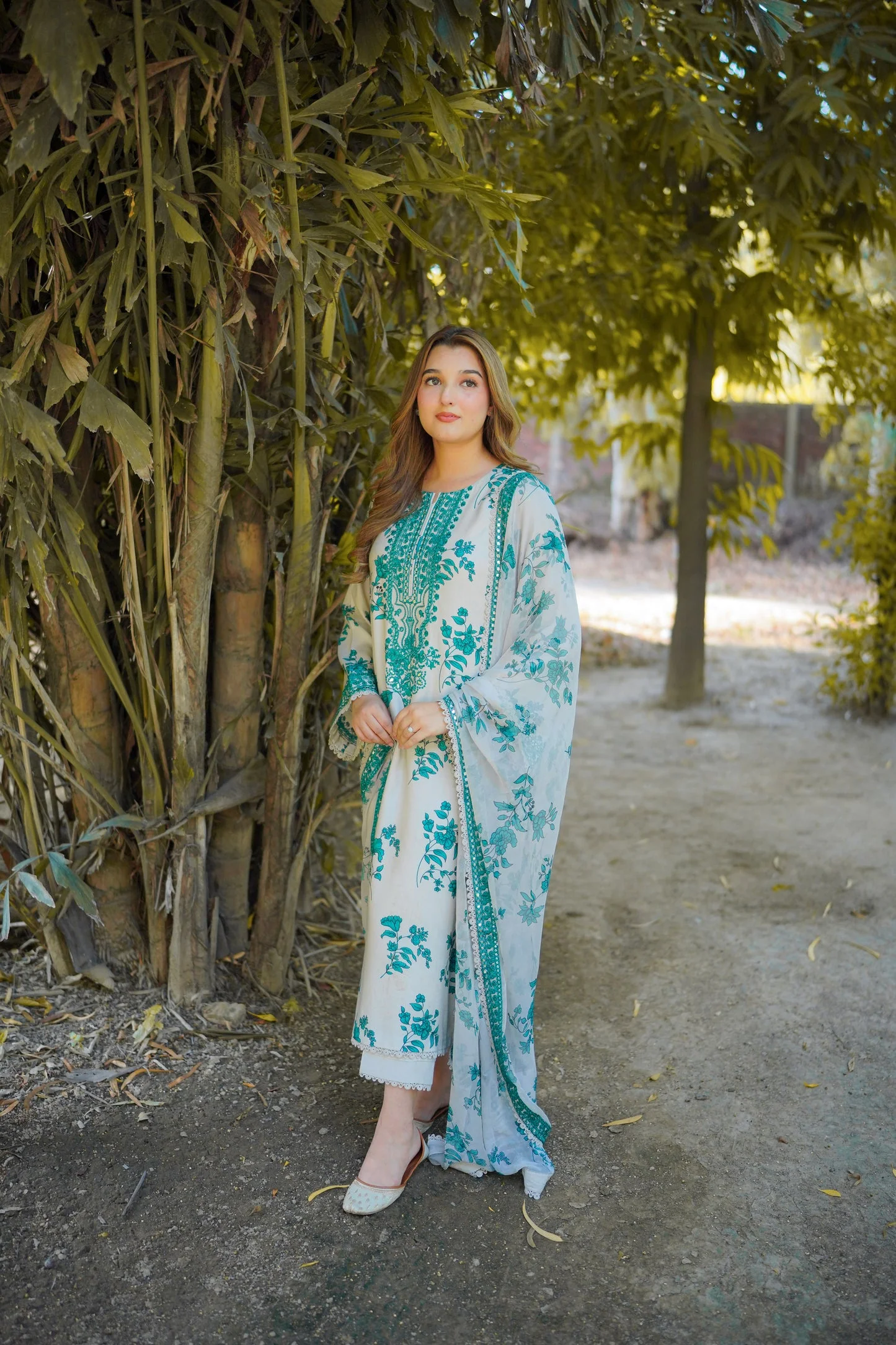 Aneelas Luxury Lawn Embroidered 3 Pc Unstitched Collection WPR-23-B