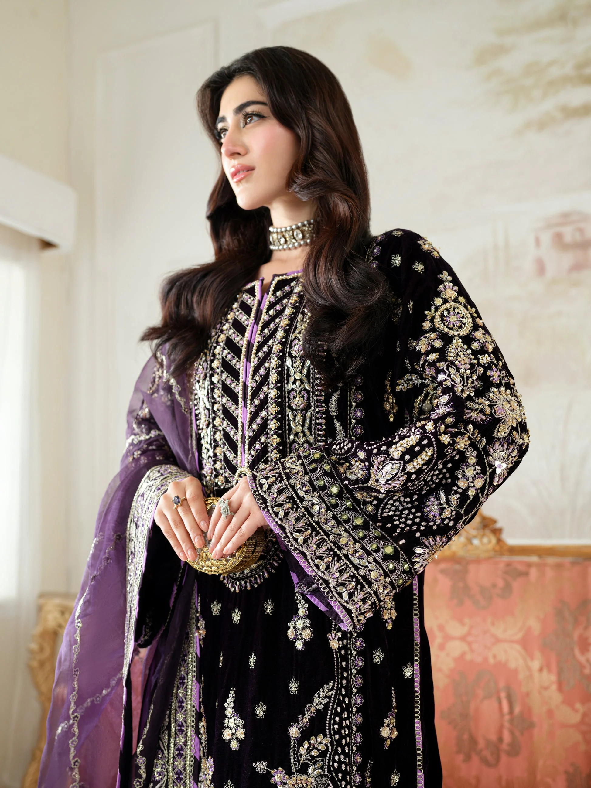 Aneelas Wedding Velvet Embroidered Unstitched Collection VT-01 - Image 5