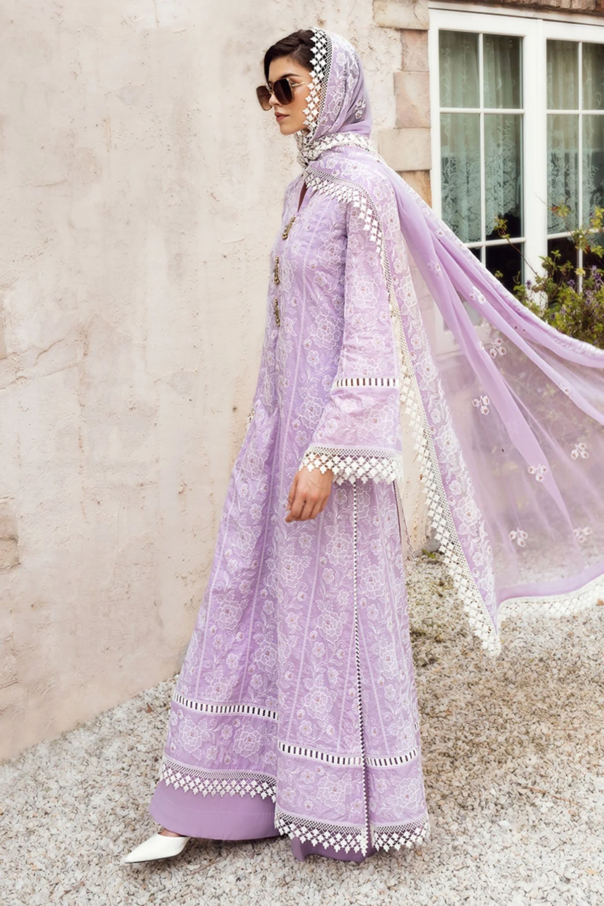 BAREEZE - 3PC LAWN EMBROIDERED SHIRT WITH CHIFFON EMBROIDERED DUPATTA-KPR555 - Image 3