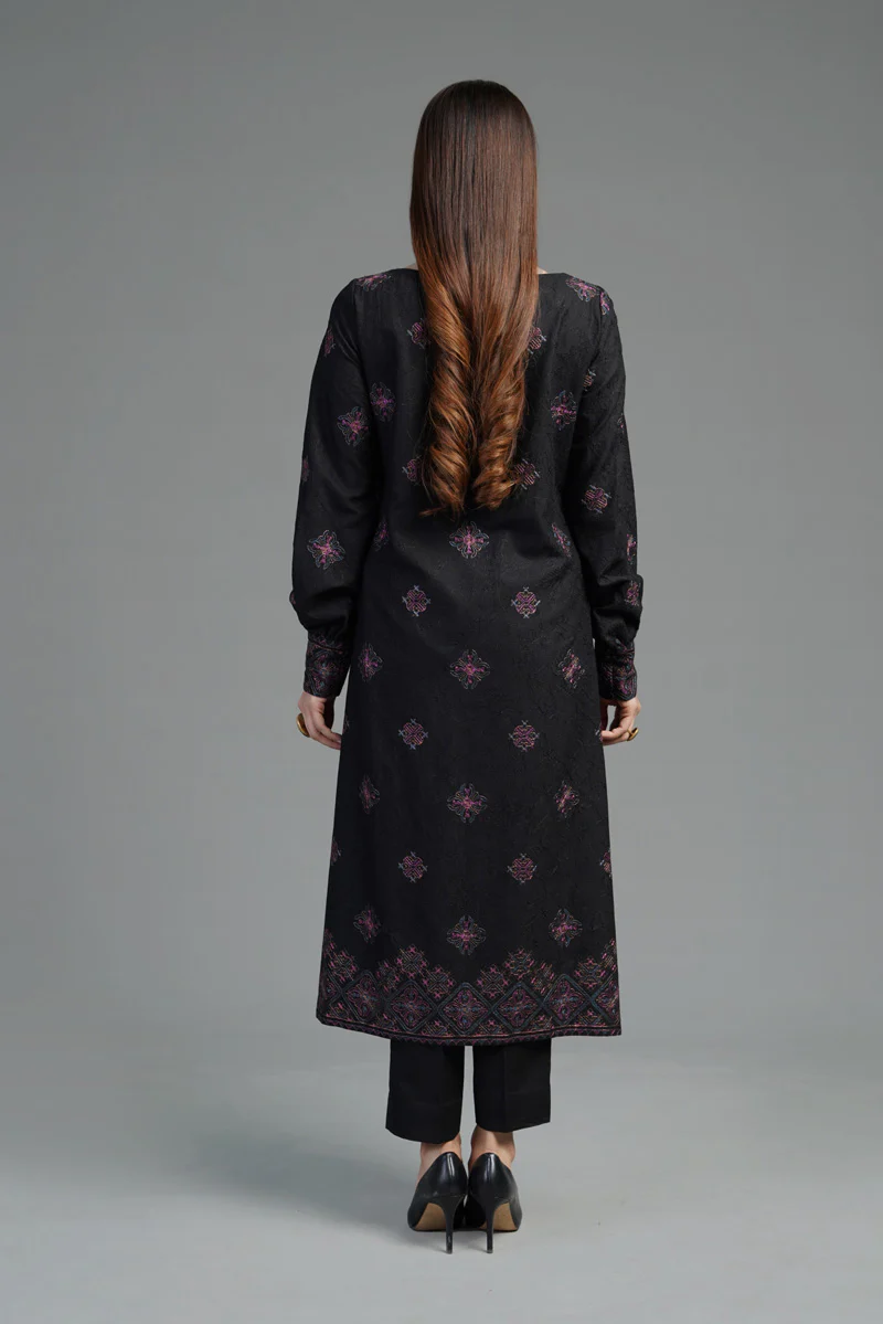 BAREEZE - 3PC LAWN EMBROIDERED SHIRT WITH CHIFFON EMBROIDERED DUPATTA - Image 2