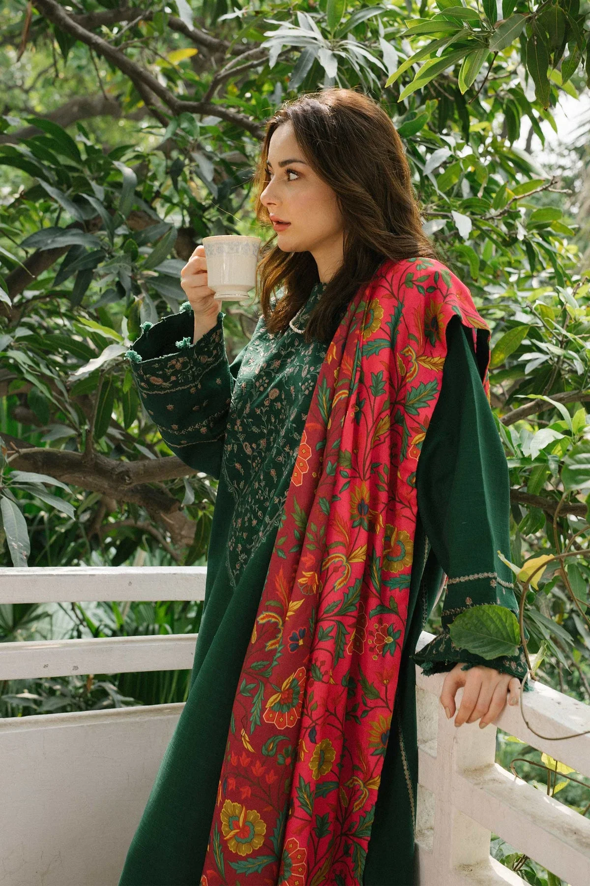 ZARA SHAHJAHAN- 3PC LAWN EMBROIDERED SHIRT WITH PRINTED DUPATTA AND LAWN TROUSER - KPR-GR1 - Image 4
