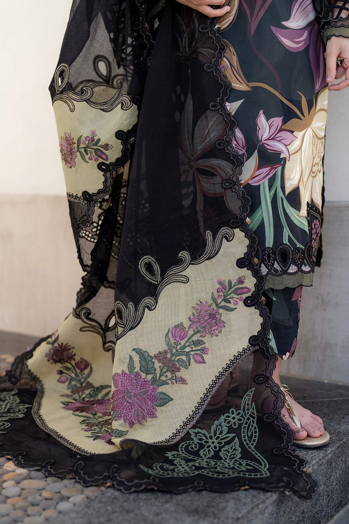 BAROQUE -3 Piece Unstitched Embroidered Lawn Suit | SF-4090 - Image 5