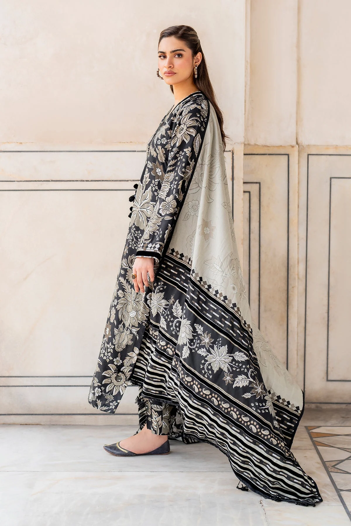 BAROQUE - 3PC KARANDI PRINTED SHIRT WITH PRINTED DUPATTA AND TROUSER - KPR1868 - Image 5
