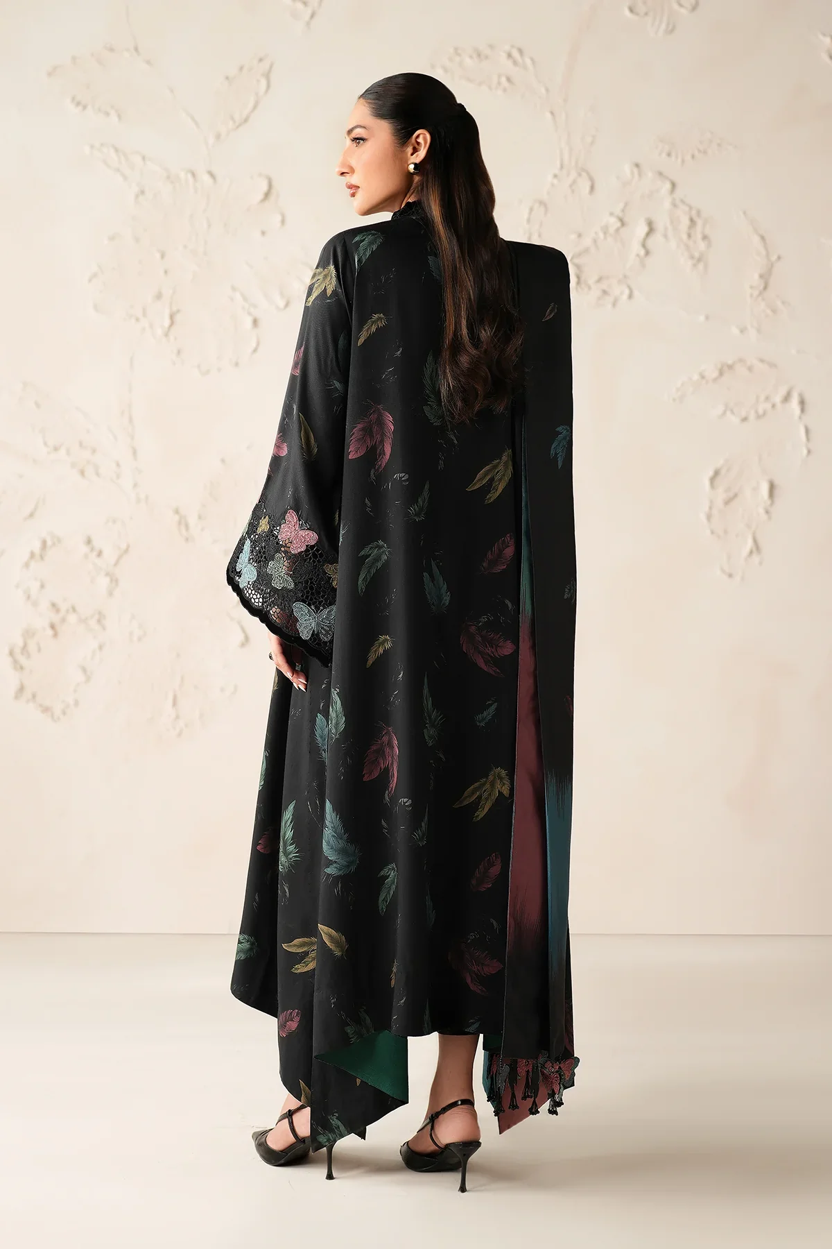 BAROQUE Embroidered Lawn Suits Unstitched 3 Piece UF-4308 - Image 10