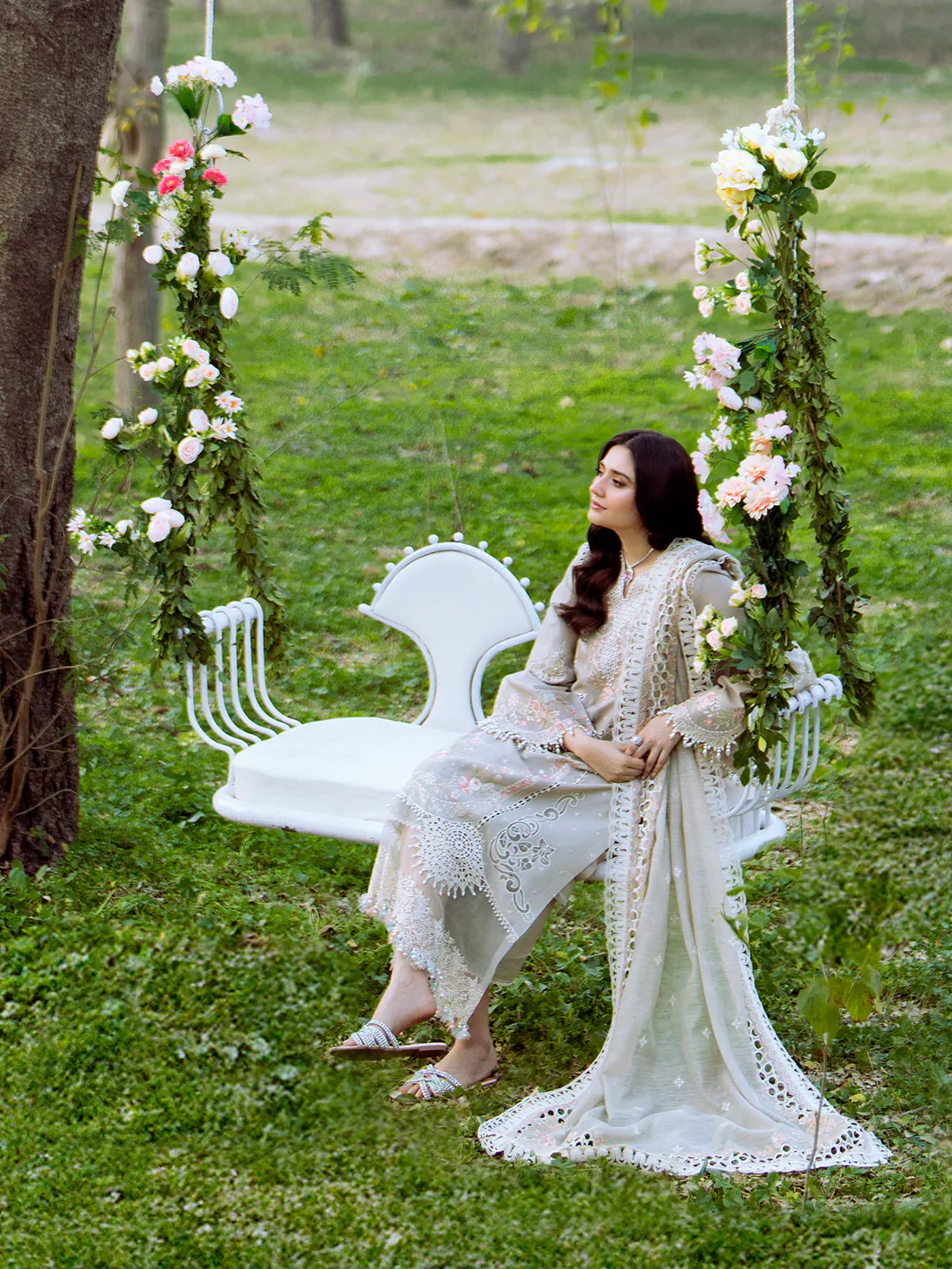 BIN ILYAS LUXURY LAWN- 3PCS Embroidered Lawn Suits Unstitched -104 - B - Image 6