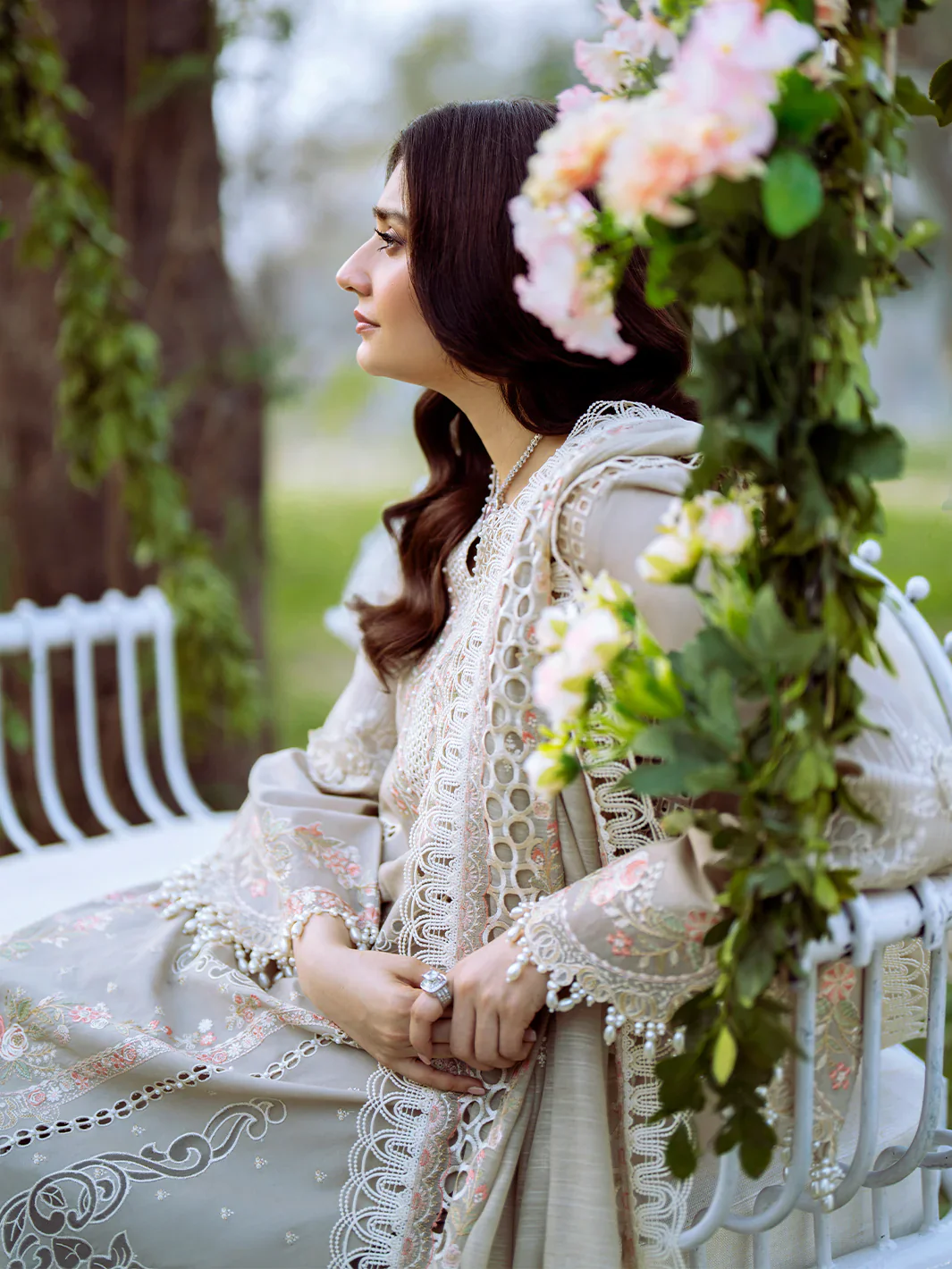 BIN ILYAS LUXURY LAWN- 3PCS Embroidered Lawn Suits Unstitched -104 - B - Image 7