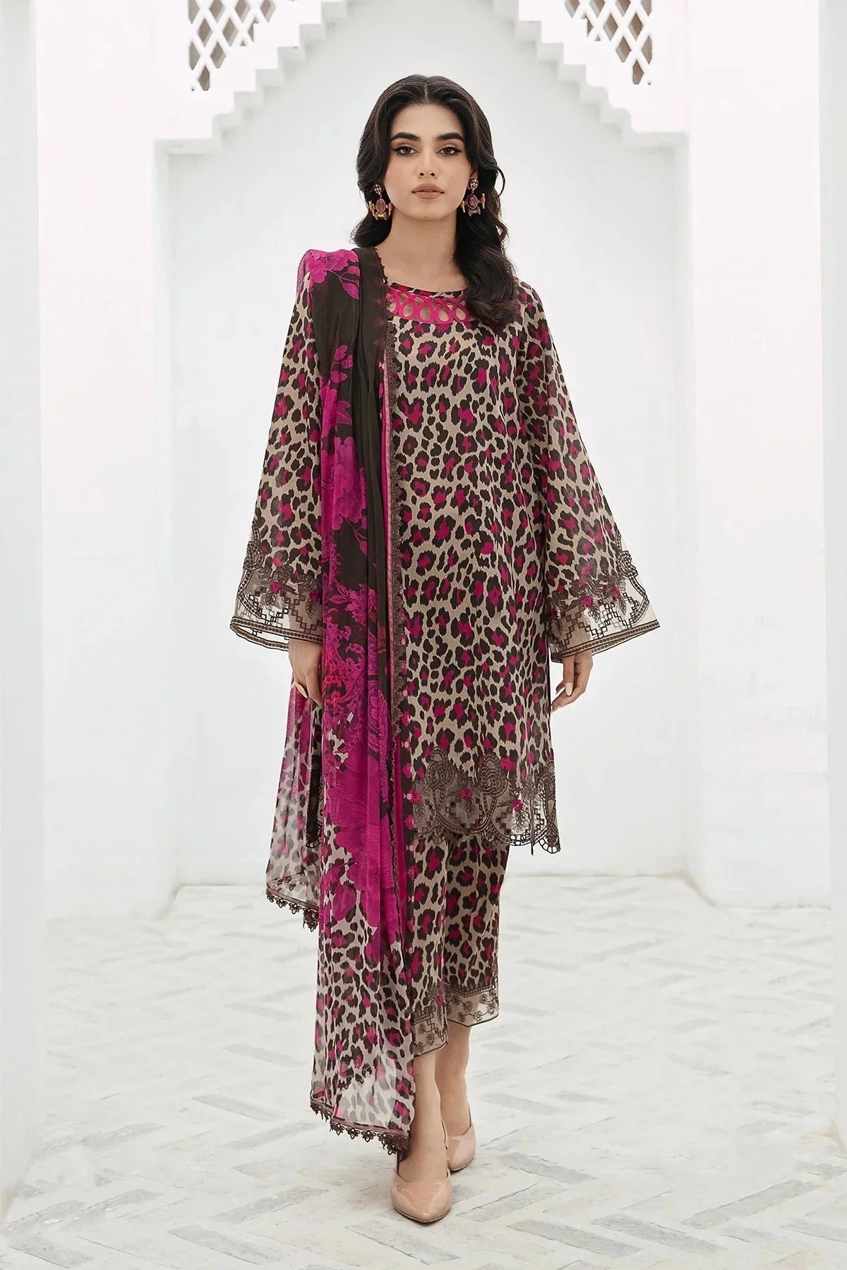 CHARIZMA - 3PC KARANDI PRINTED SHIRT WITH PRINTED DUPATTA AND TROUSER - KPR1857
