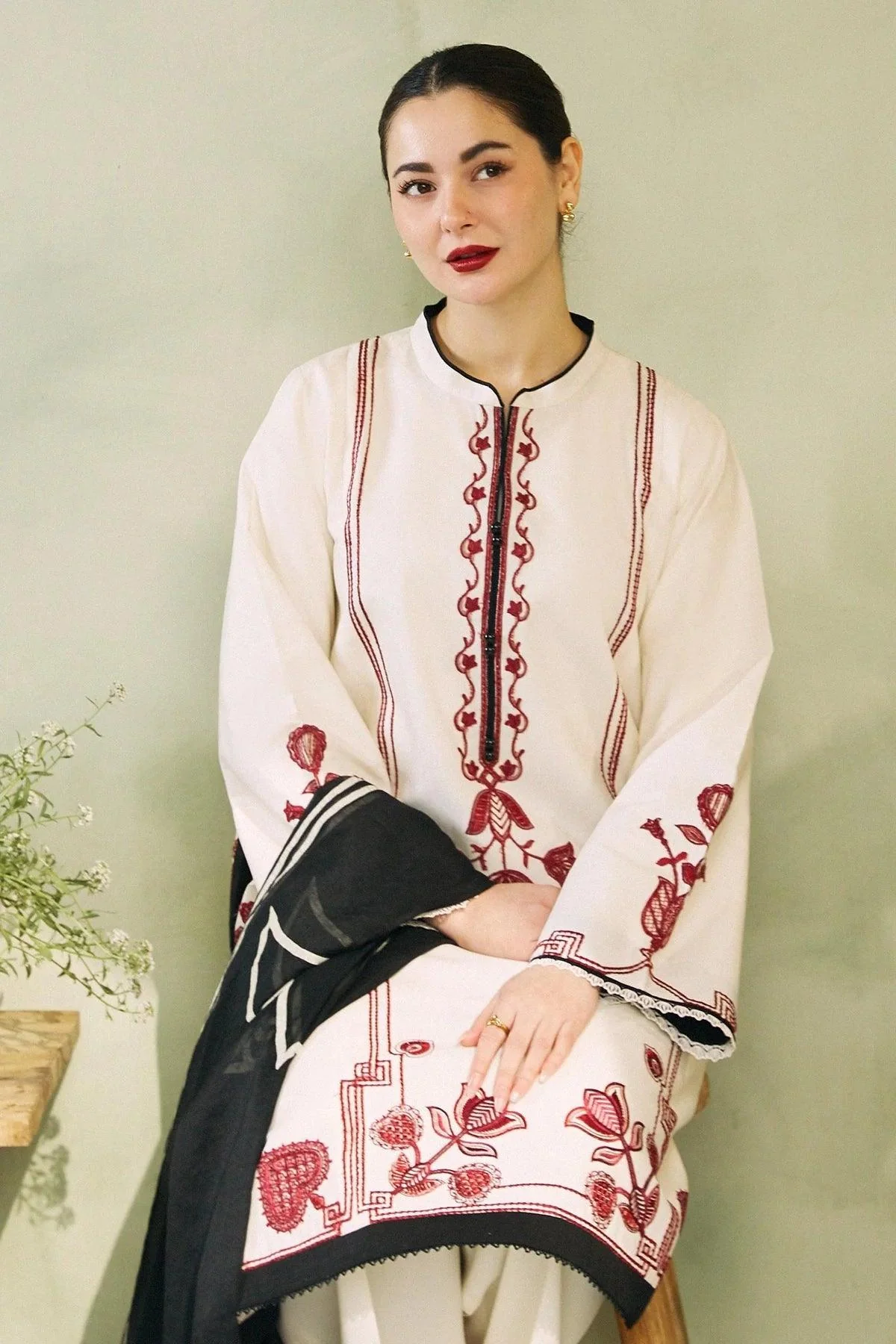 ZARA SHAH JAHAN - 3PC LAWN EMBROIDERED SHIRT WITH PRINTED DUPATTA AND TROUSER - HZG1548 - Image 5