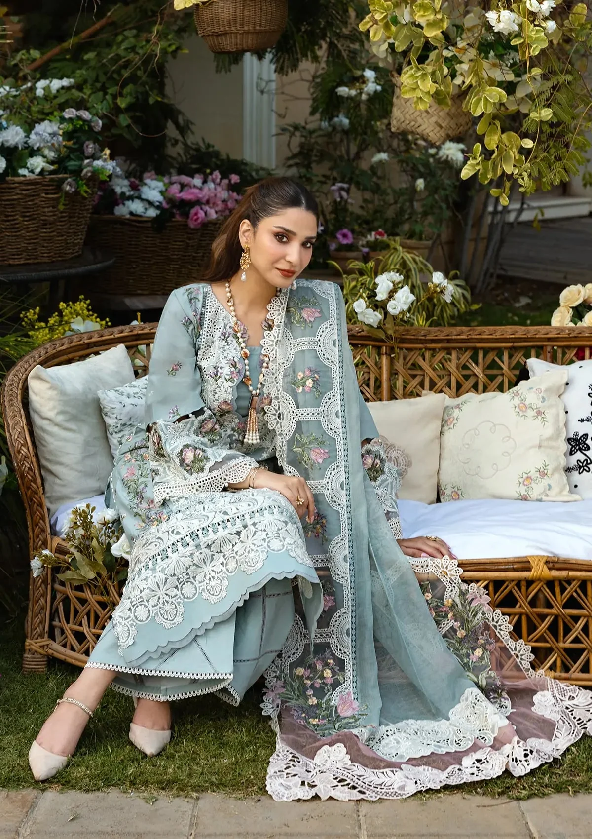 Elaf Premium Embroidered Luxury Lawn Unstitched 3Pc Suit ELM-3B - Image 4