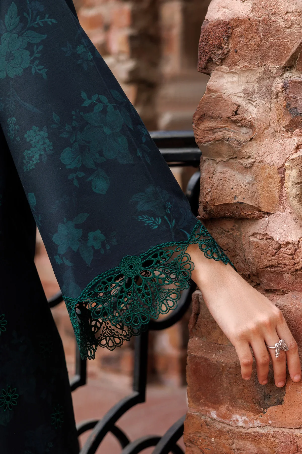 FARASHA - 3PC LAWN EMBROIDERED SHIRT WITH MANAAR PRINTED DUPATTA AND TROUSER - Periveil - Image 7