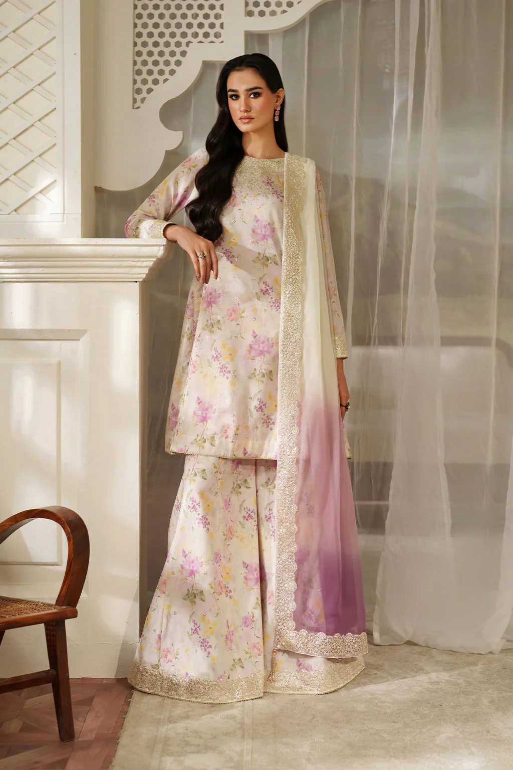 IZNIK - 3-PC Unstitched Festive Edit Lawn Collection UE-544 - Image 2