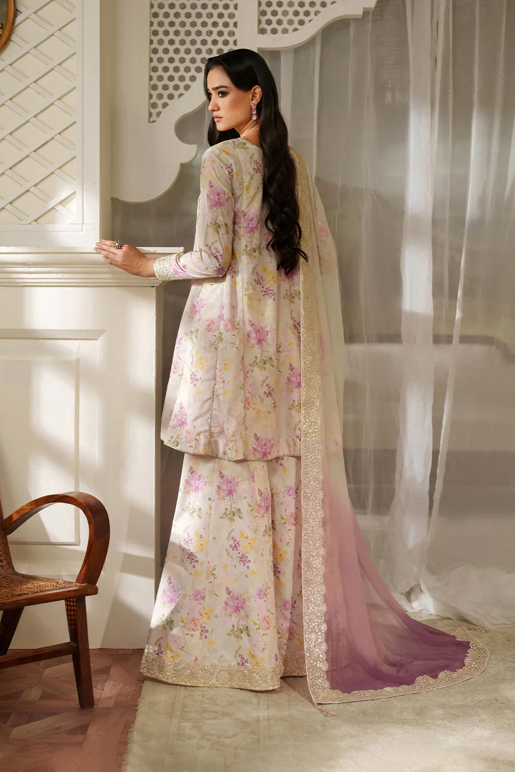 IZNIK - 3-PC Unstitched Festive Edit Lawn Collection UE-544 - Image 8
