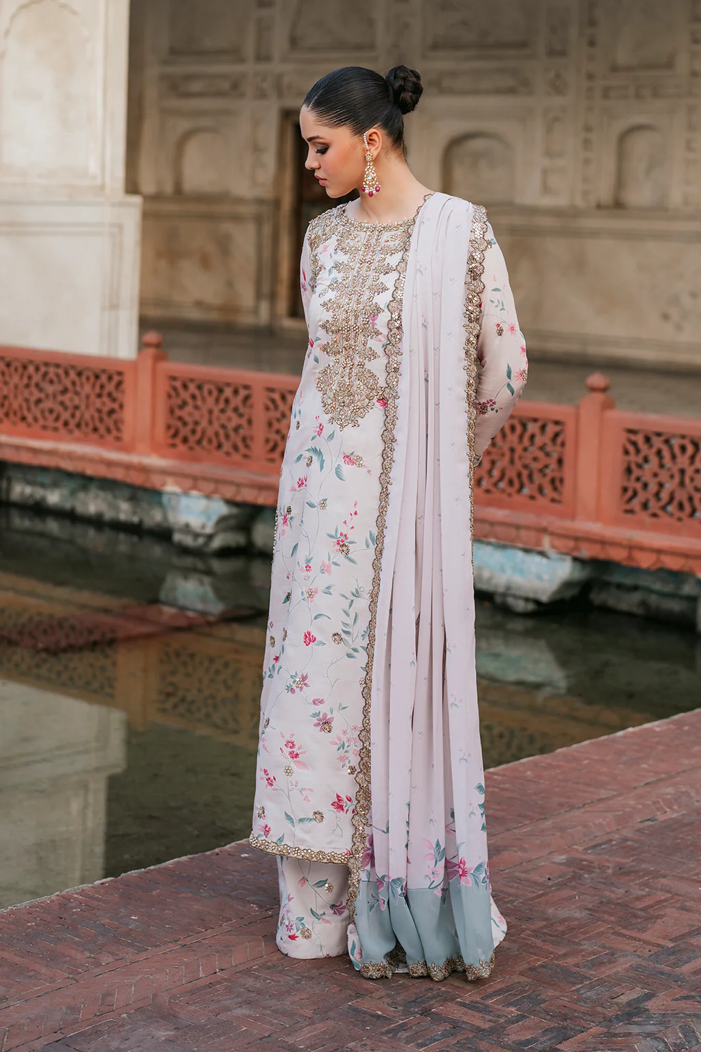 IZNIK - 3 Piece Unstitched Embroidered Lawn Suit | UE-318 - Image 3