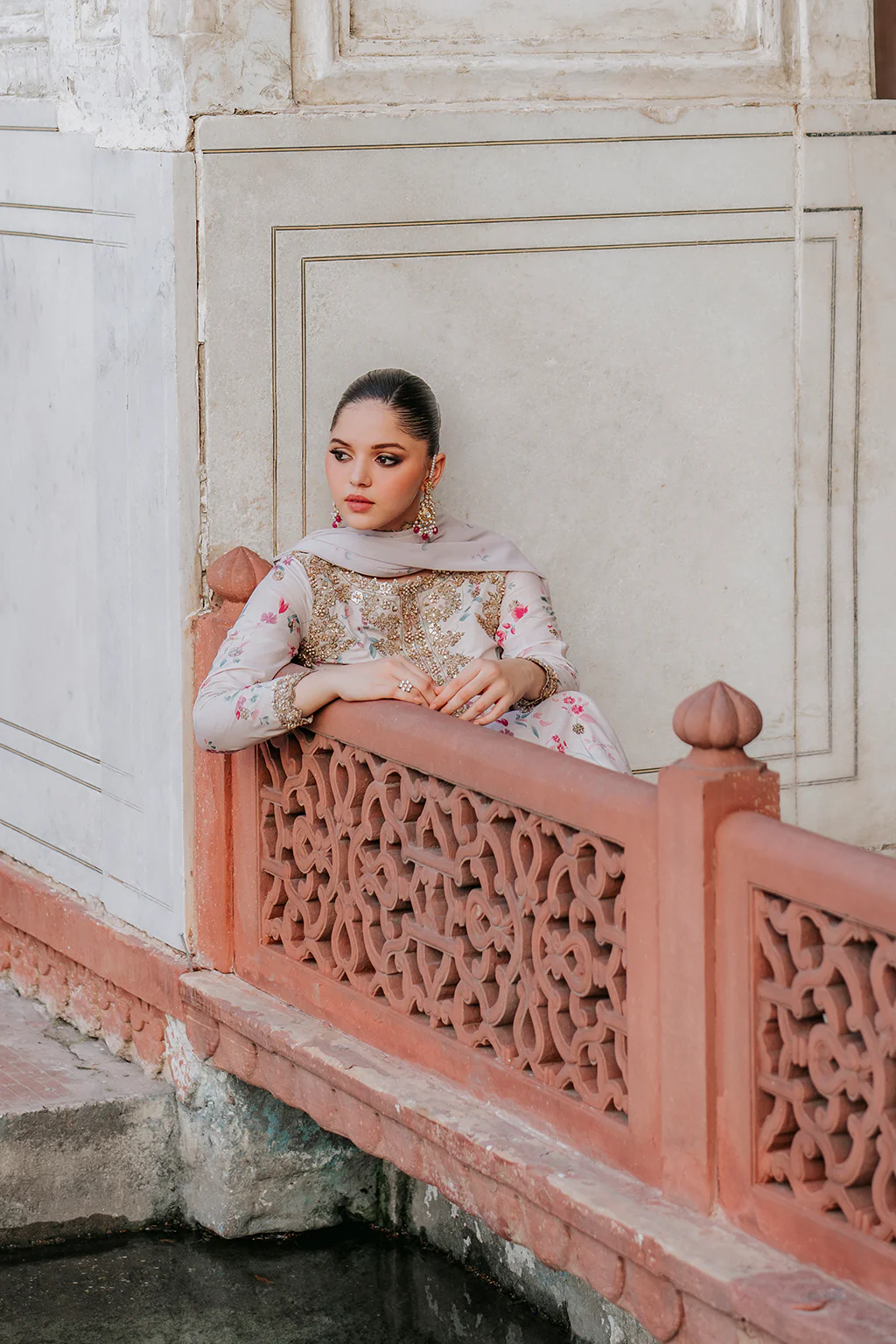 IZNIK - 3 Piece Unstitched Embroidered Lawn Suit | UE-318 - Image 5