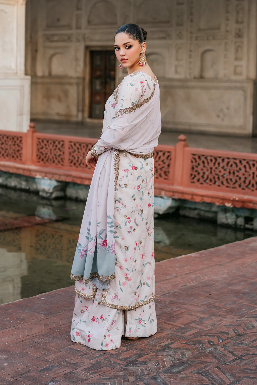 IZNIK - 3 Piece Unstitched Embroidered Lawn Suit | UE-318 - Image 7