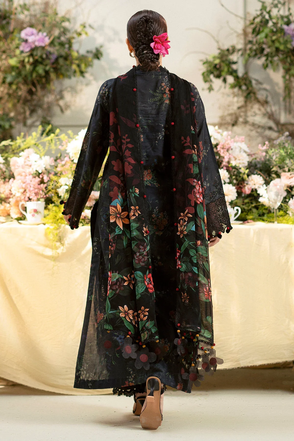 JAMINE - 3PC UNSTITCHED EMBROIDERED LAWN - 5433 - Image 3