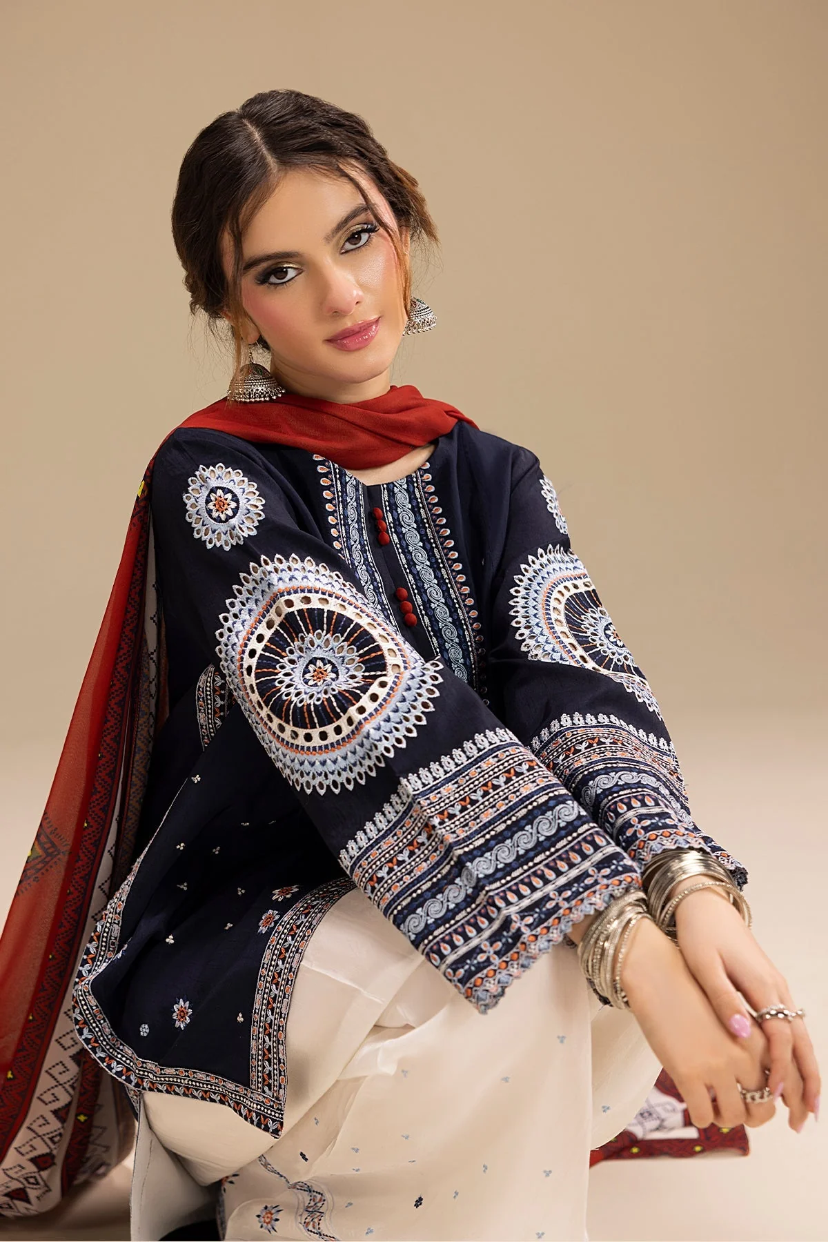 Jazmin - 3PC LAWN EMBROIDERED SHIRT WITH VOIL DUPATTA AND LAWN TROUSER - BL-1 - Image 2