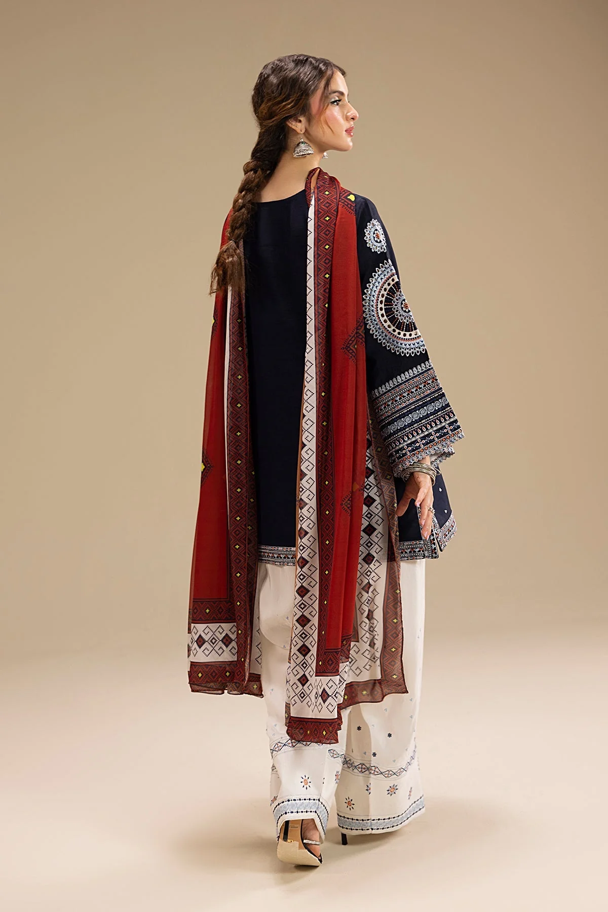 Jazmin - 3PC LAWN EMBROIDERED SHIRT WITH VOIL DUPATTA AND LAWN TROUSER - BL-1 - Image 7