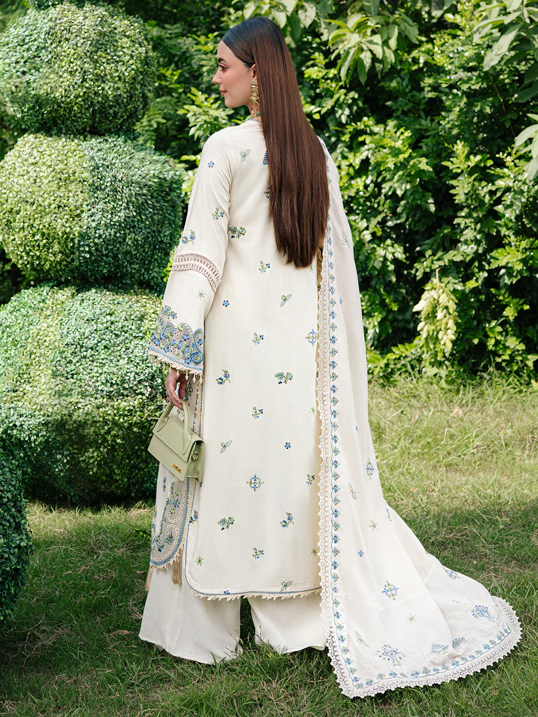 MAHNUR Luxury Lawn Embroidered 3 Pc Unstitched Collection SG-001 - Image 5