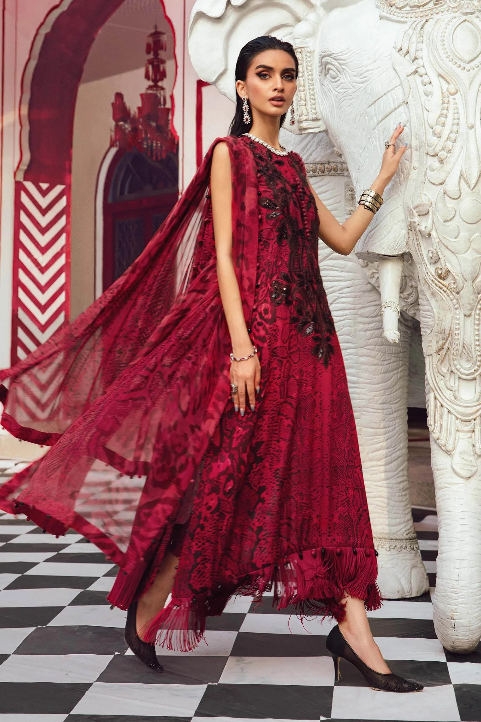MARIA B - 3 Piece Embroidered Khaddar MPT-2702-A - Image 5
