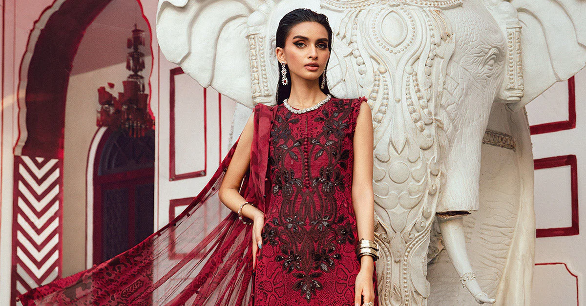 MARIA B - 3 Piece Embroidered Khaddar MPT-2702-A - Image 6
