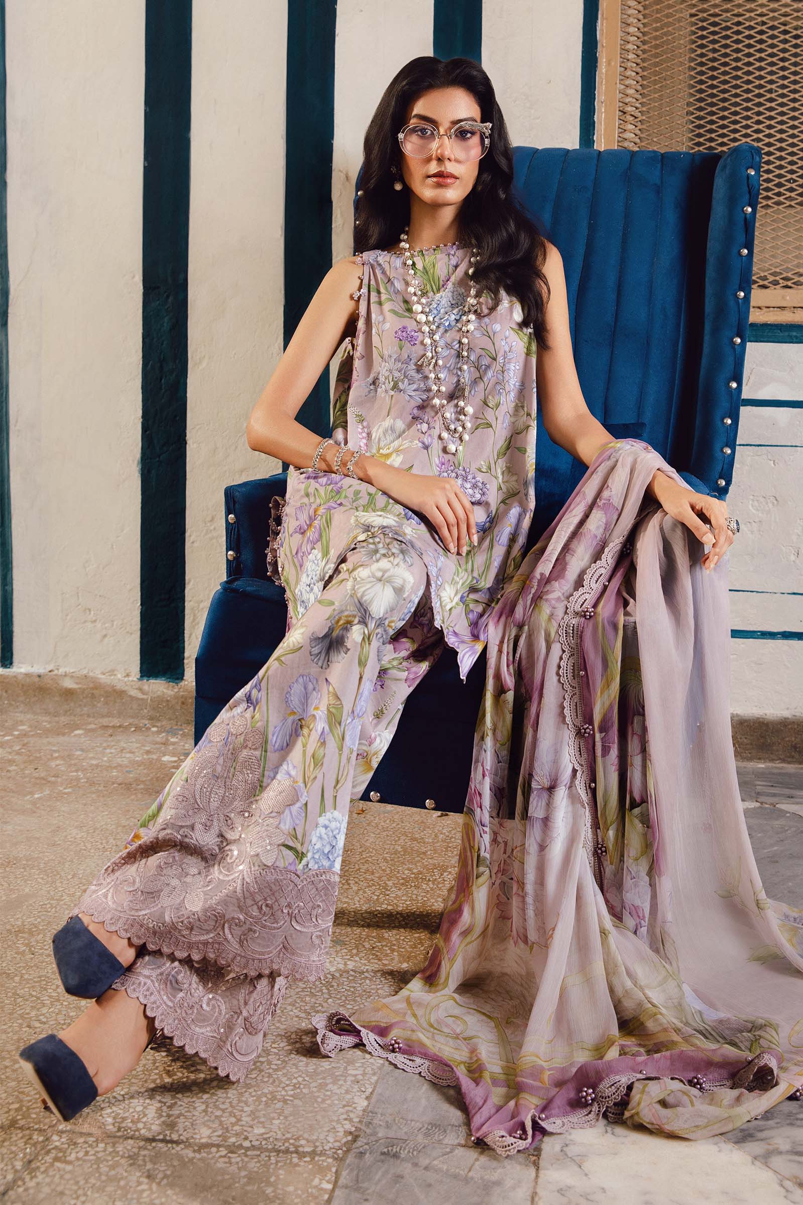 MARIA B - 3 Piece Embroidered Lawn MPT-2708-A - Image 2