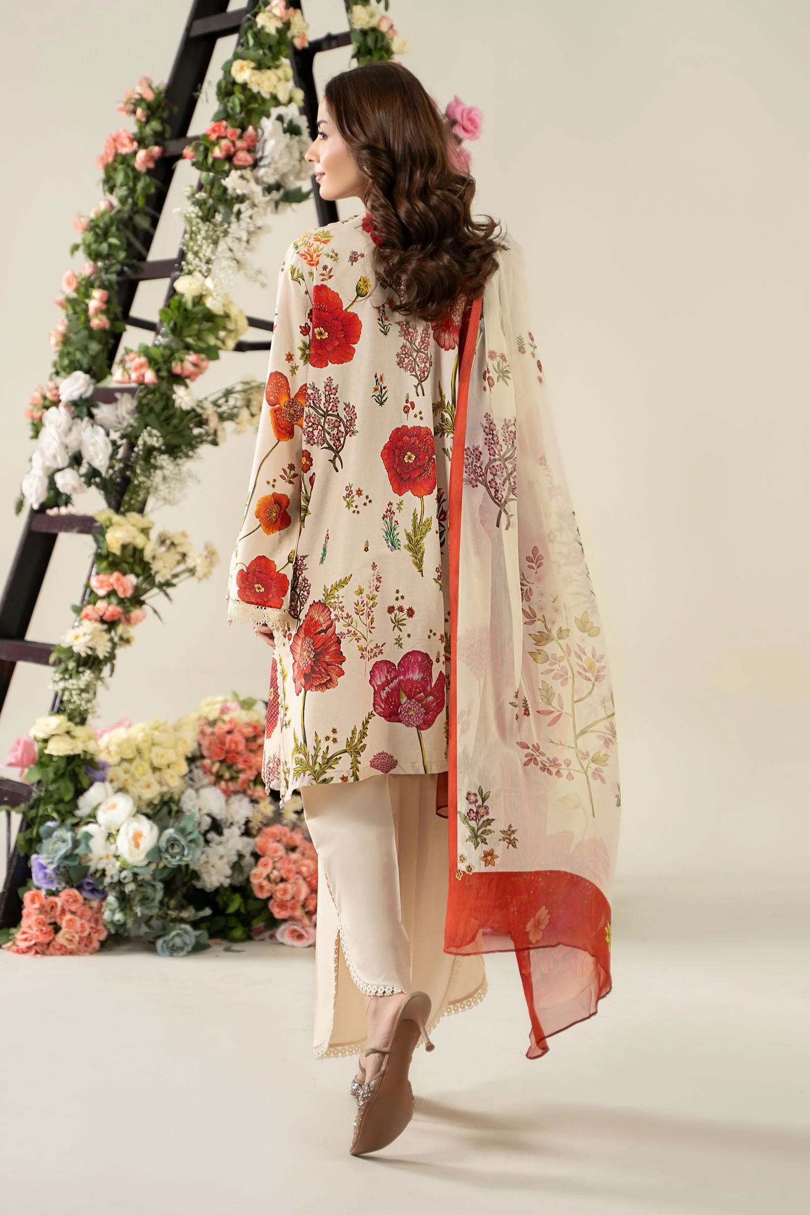 MARIA B -3 Piece Unstitched Embroidered Lawn Suit | MPS-2607-A - Image 4