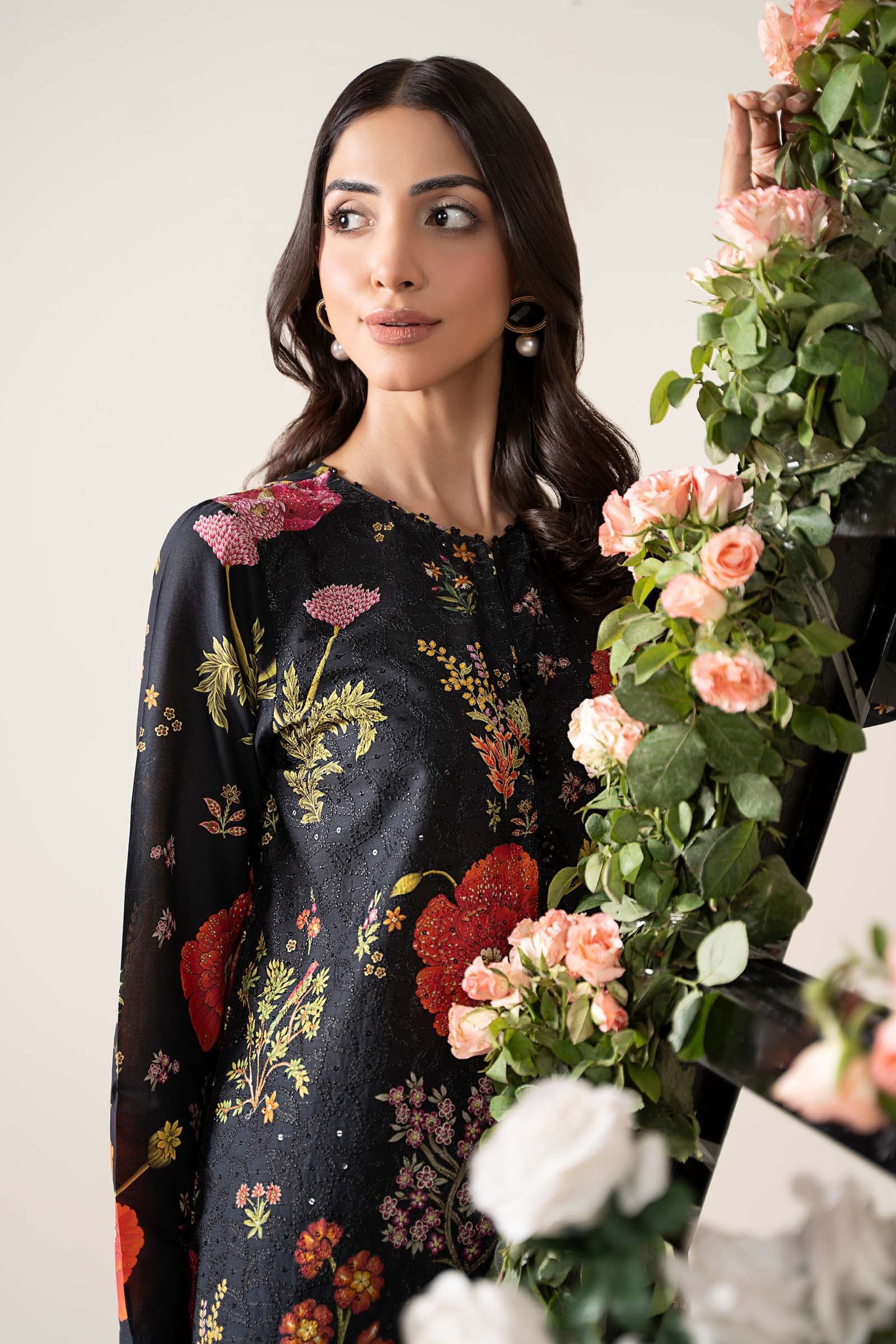 MARIA B -3 Piece Unstitched Embroidered Lawn Suit | MPS-2607-B - Image 4
