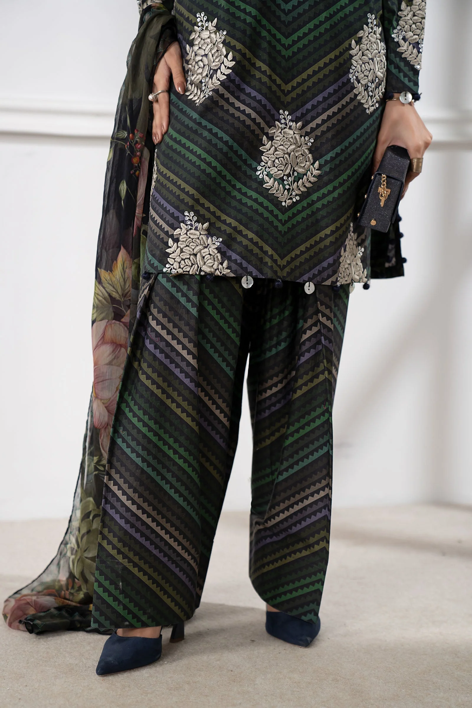 MARIA B - 3 Piece Unstitched Embroidered Lawn Suit | MPS-2705-A - Image 4