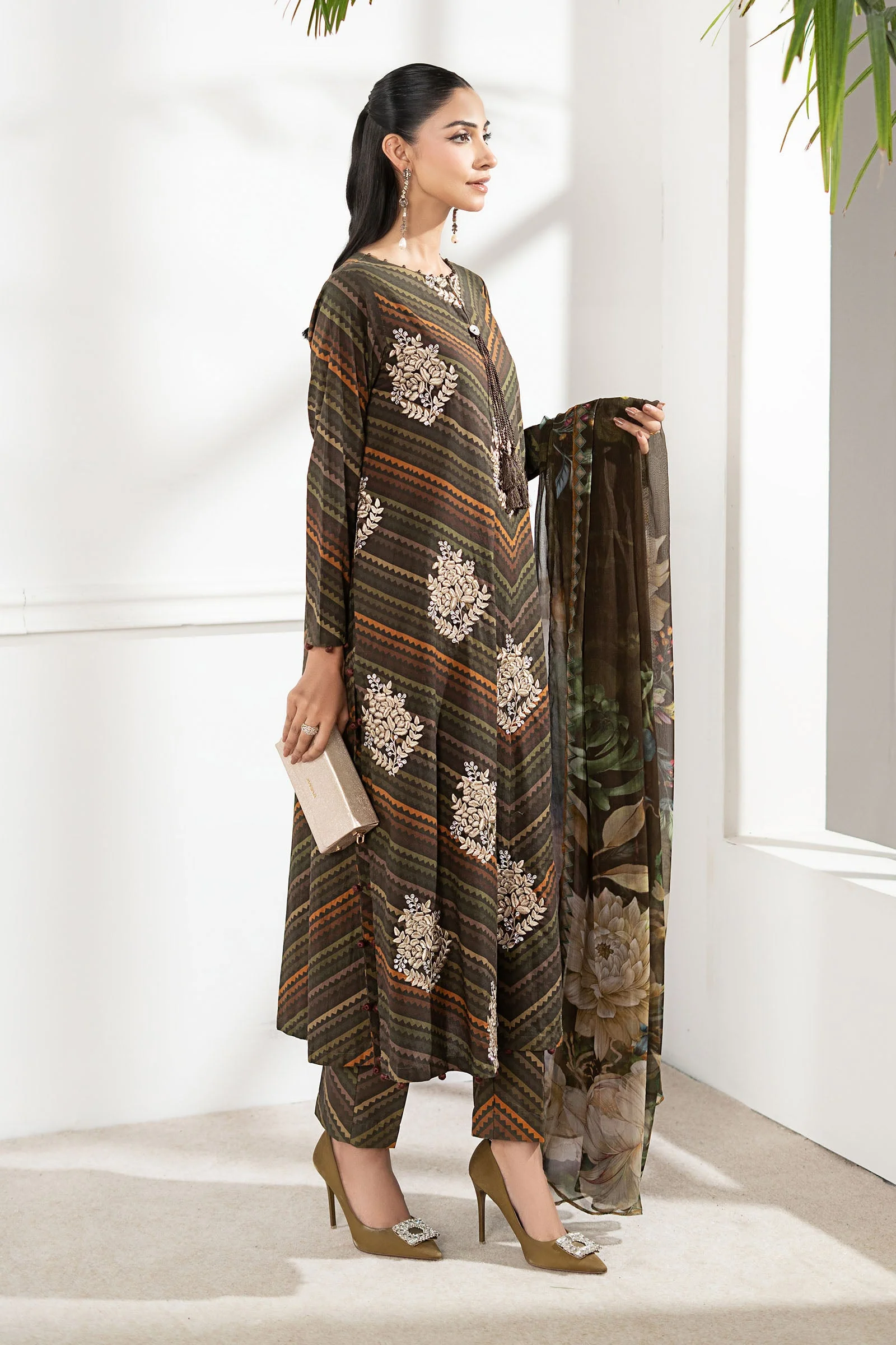 MARIA B - 3 Piece Unstitched Embroidered Lawn Suit | MPS-2705-B - Image 3