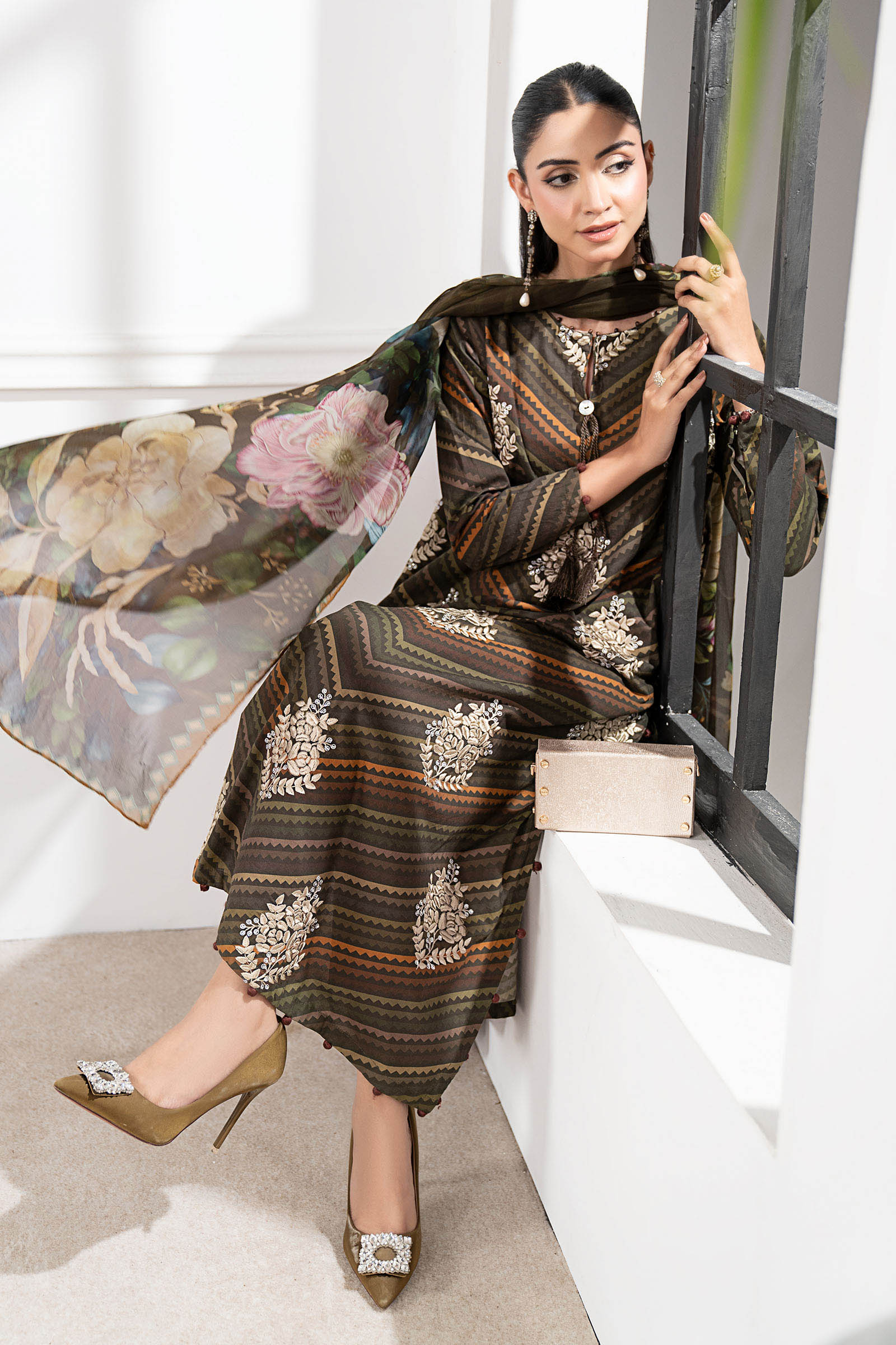 MARIA B - 3 Piece Unstitched Embroidered Lawn Suit | MPS-2705-B - Image 6