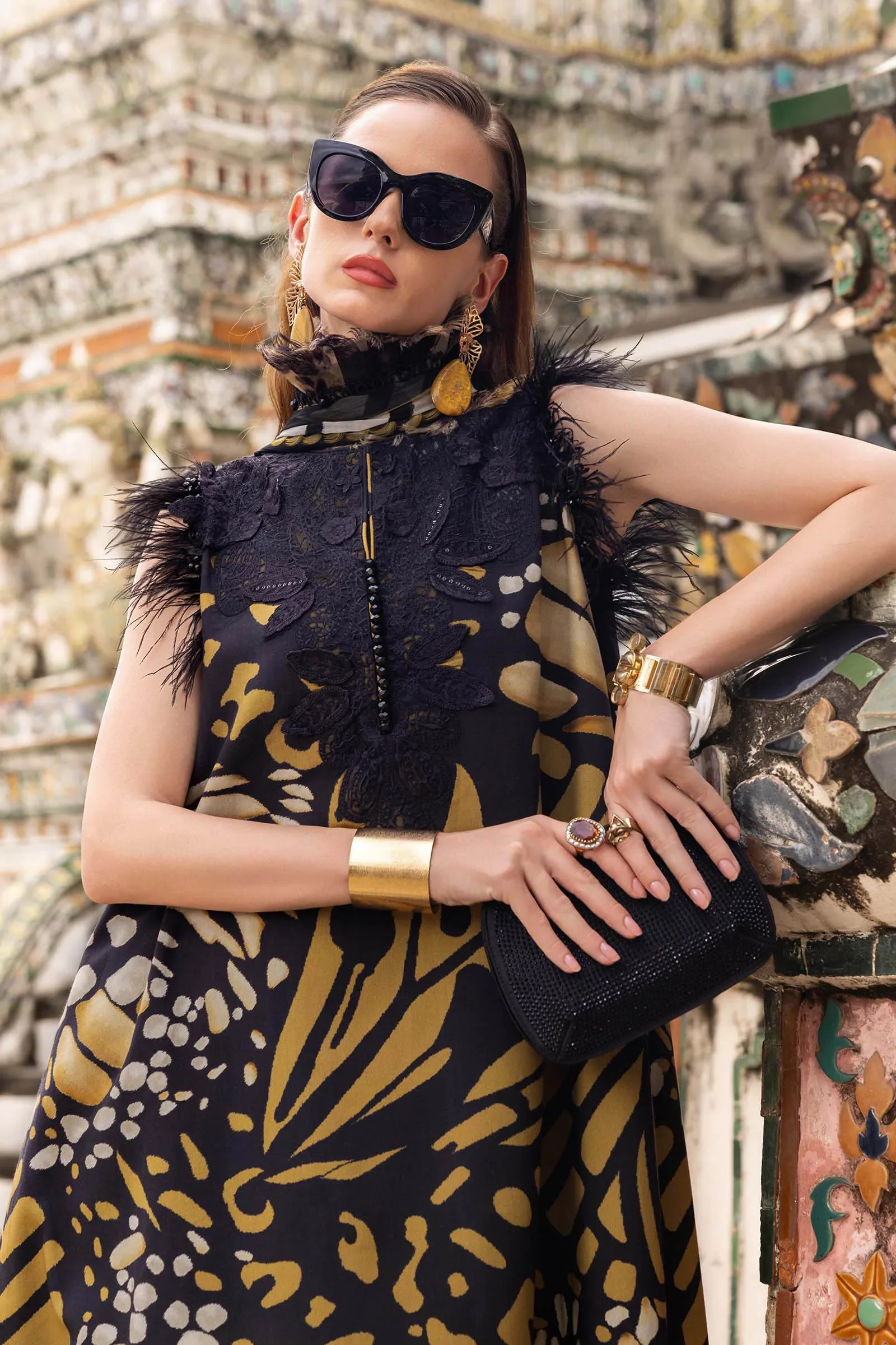 Maria b - 3 Piece Unstitched Embroidered Lawn Suit :MPT-2809-B - Image 3