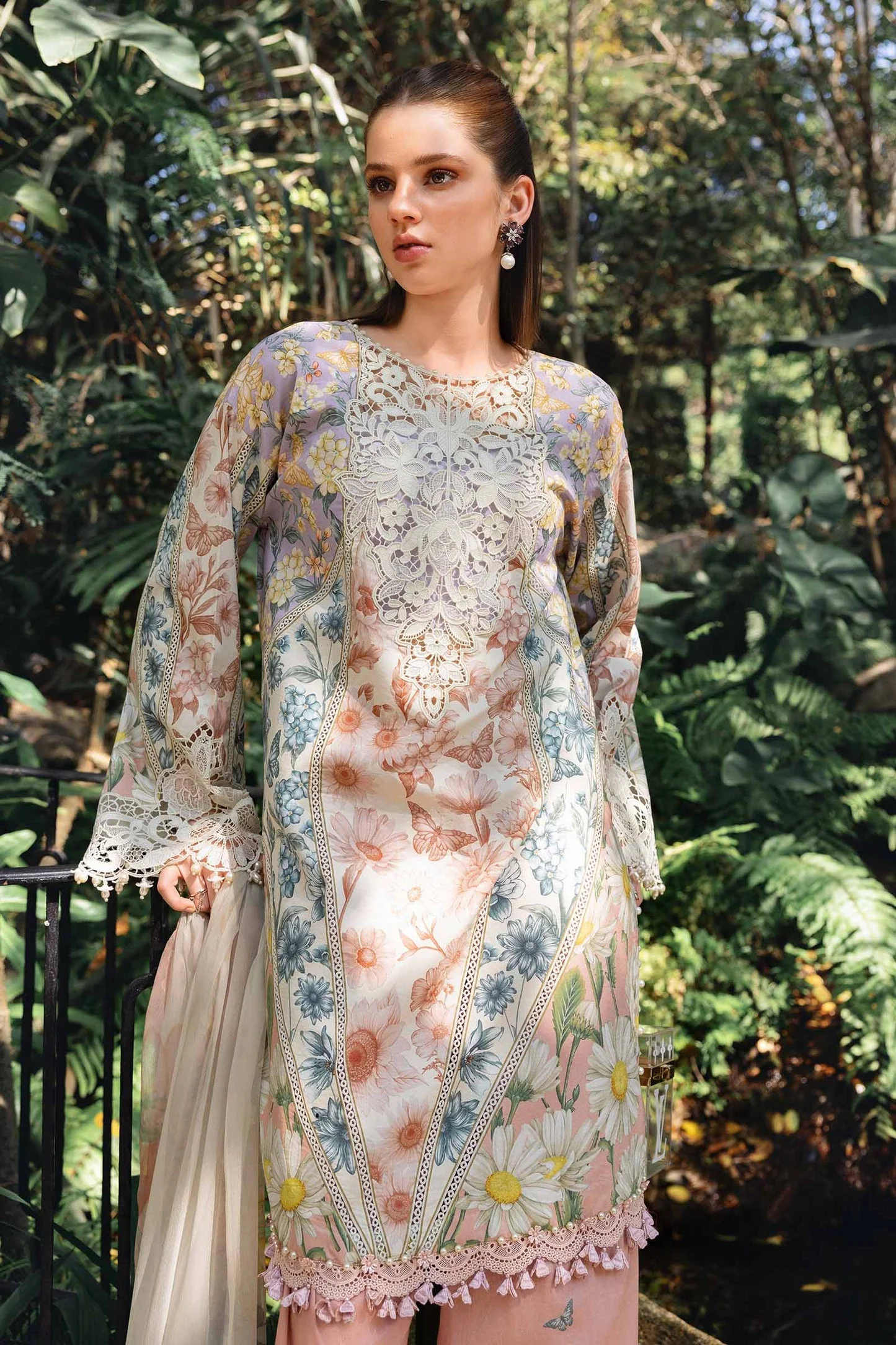 Maria b - 3 Piece Unstitched Embroidered Lawn Suit :MPT-2910-B - Image 3