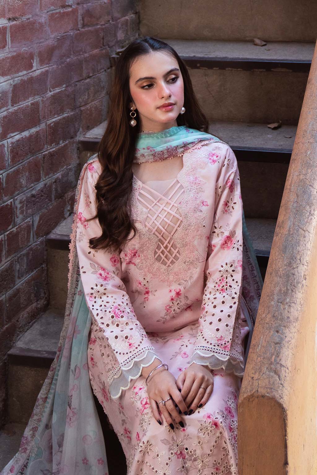 Maria b - 3 Piece Unstitched Embroidered Lawn Suit : PECHE - Image 8