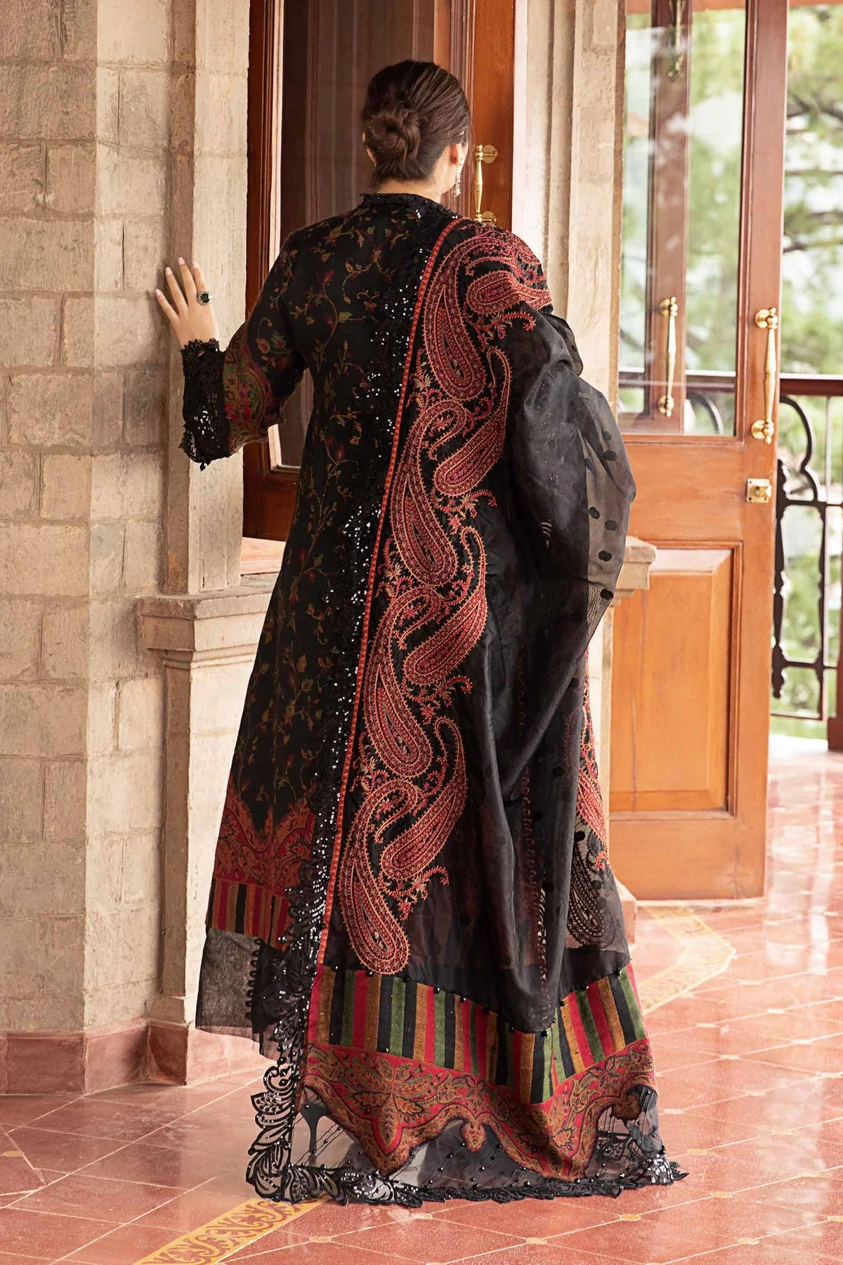 MARIA B - 3 Piece Unstitched Printed Lawn Suit | MPT-25026 - Image 5