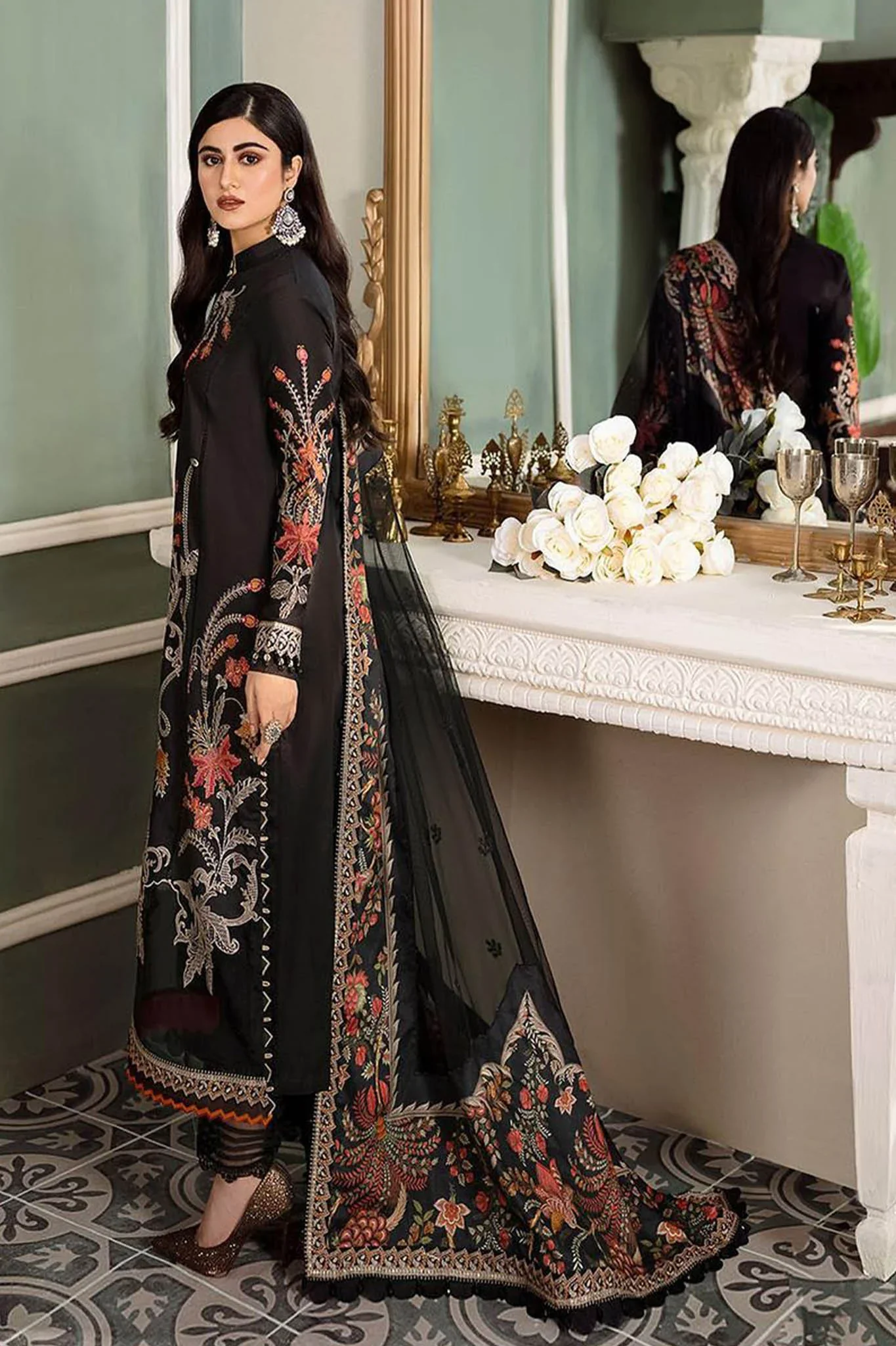 MARIA B - 3PC LAWN EMBROIDERED SHIRT WITH NET EMBROIDERED DUPATTA AND COTTON TROUSER -CST-605 - Image 3