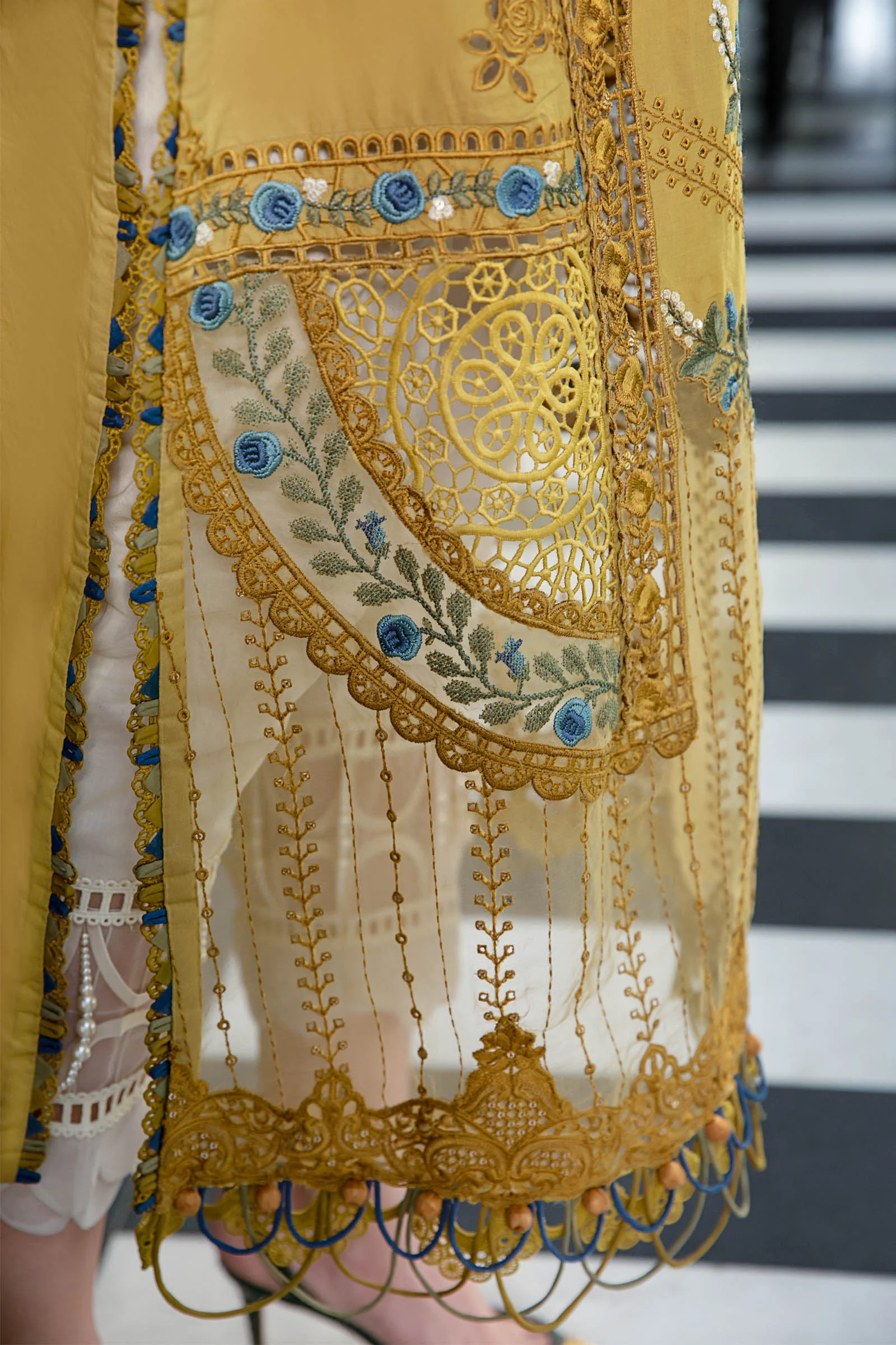 Maria.B Luxury Eid Lawn Unstitched Embroidered 3Pc Suit - EL-23-06-Mustard - Image 4