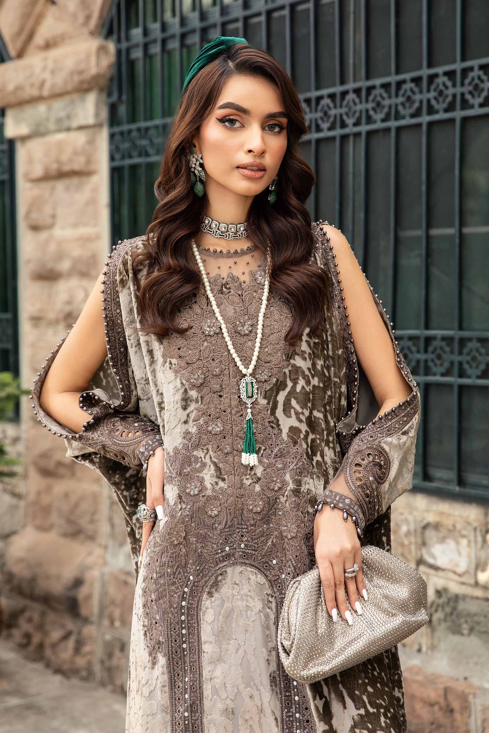 Maria.B Luxury Velvet 3 Piece Unstitched Embroidered Palachi Suit DL-1201 - Image 5