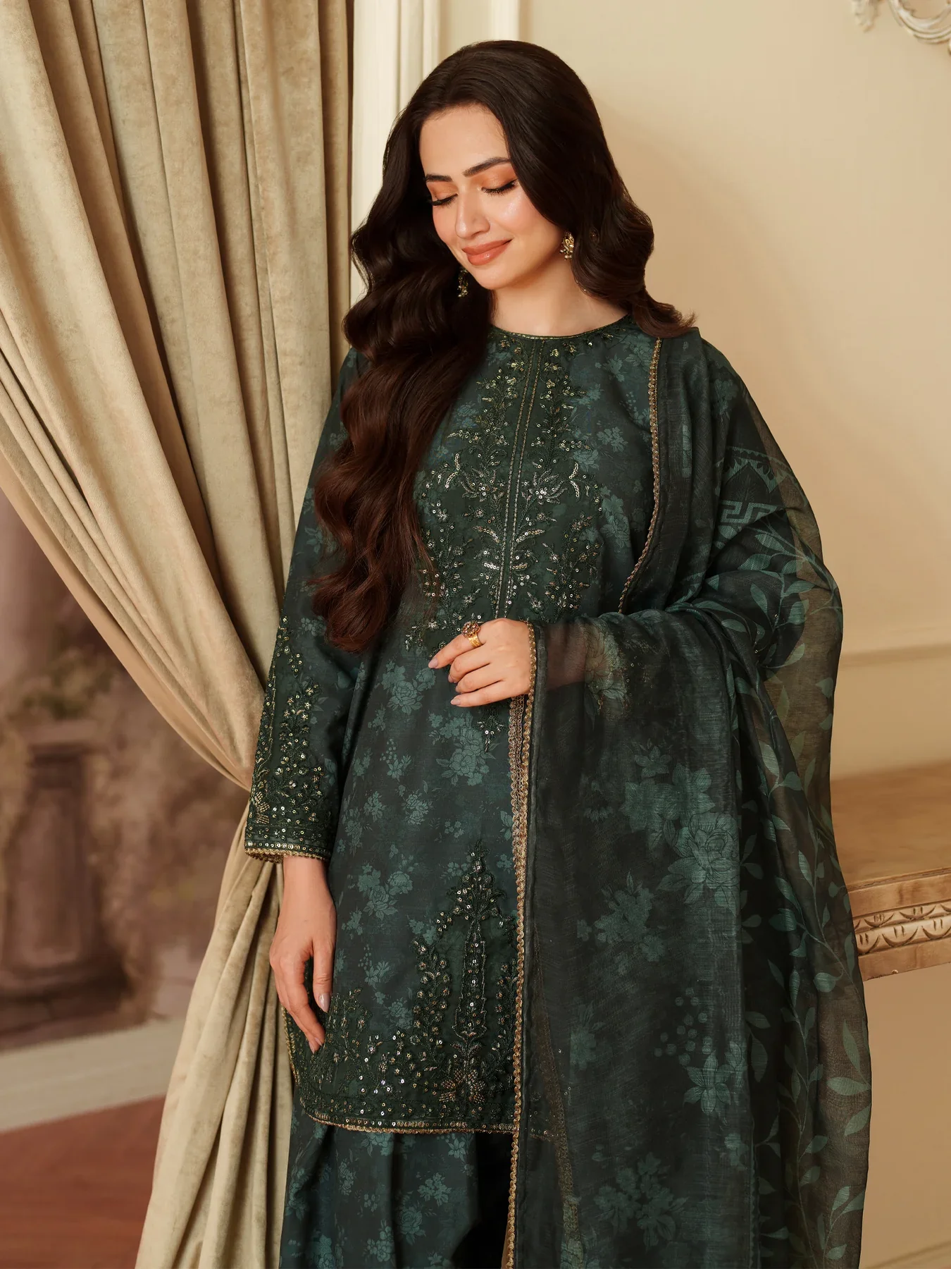 MOHAGNI - 3PC LAWN EMBROIDERED SHIRT WITH MANAAR PRINTED DUPATTA AND TROUSER - KPR 33 - Image 5