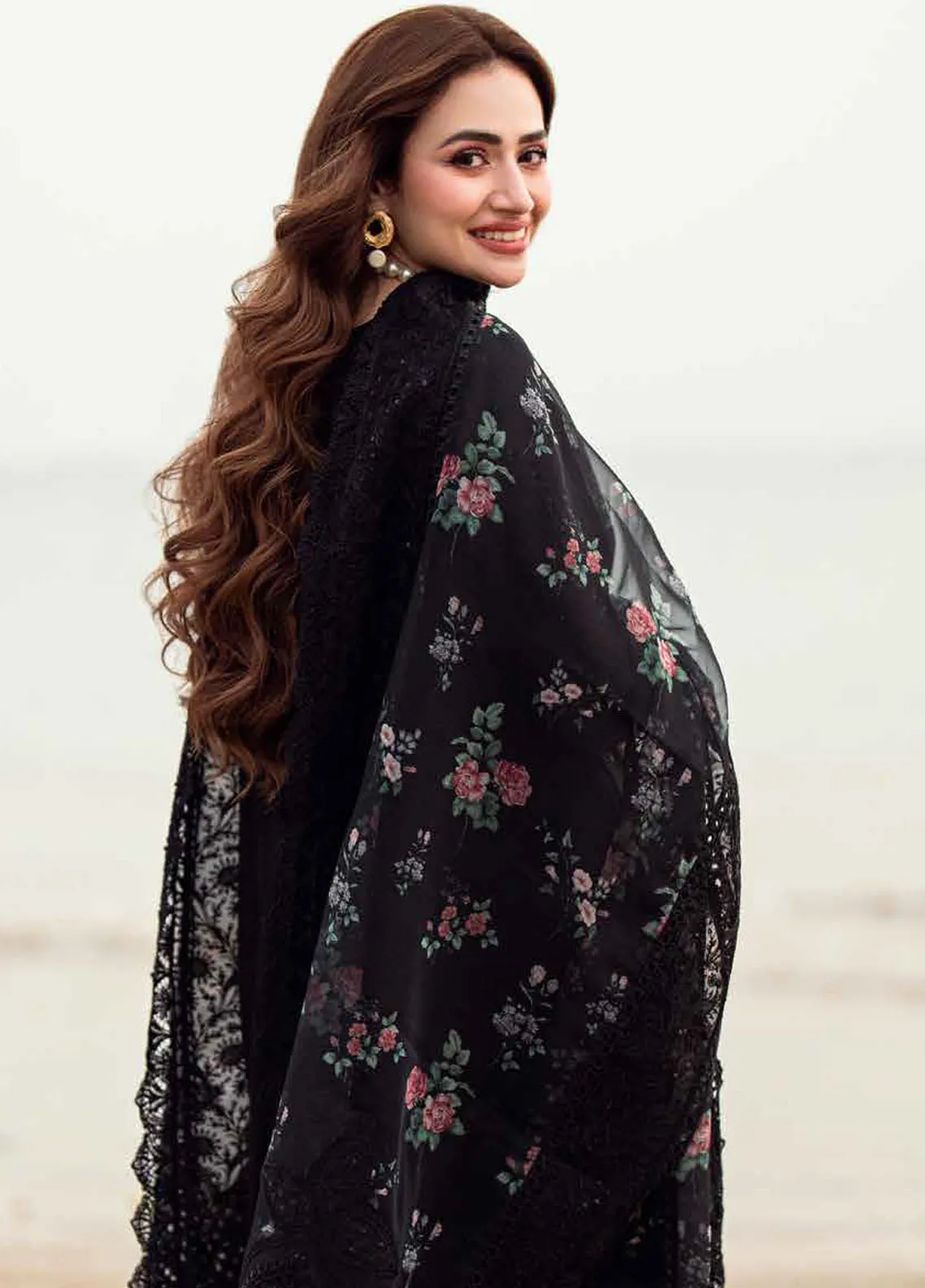 NUREH - 3PC LAWN EMBROIDERED SHIRT WITH ORGANZA CUTWORK EMBROIDERED DUPATTA AND TROUSER -NU25KE - Image 2