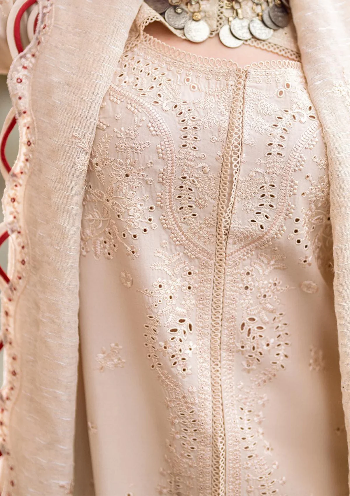 QALAMKAR - 3PC LAWN EMBROIDERED SHIRT WITH JACQUARD WEAVED EMBROIDERED DUPATTA AND COTTON TROUSER - KPR-Anaya - Image 2