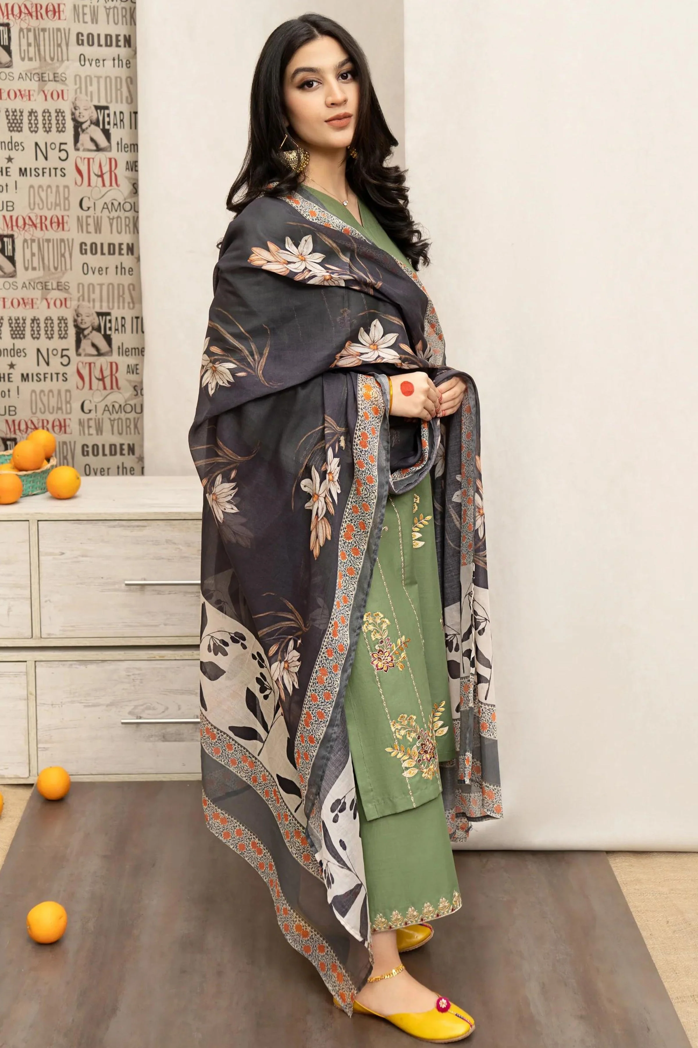 URGE - 3PC LAWN EMBROIDERED SHIRT WITH PASHMINA PRINTED SHAWL AND EMBROIDERED TROUSER - KPR1599 - Image 2