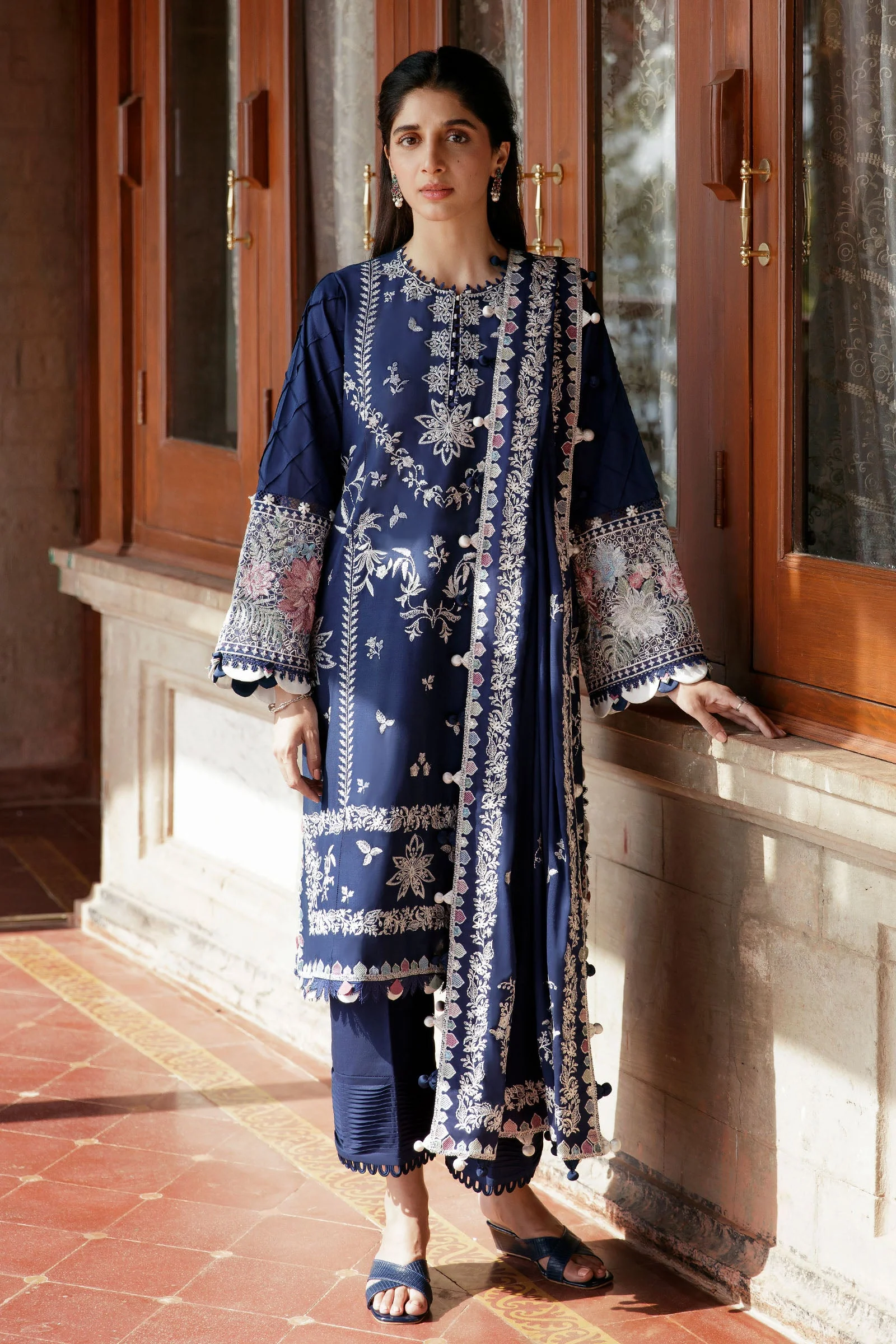 ZAHA - 3PC LAWN EMBROIDERED SHIRT WITH EBROIDERED SHAWL AND TROUSER - KPR1656 - Image 2