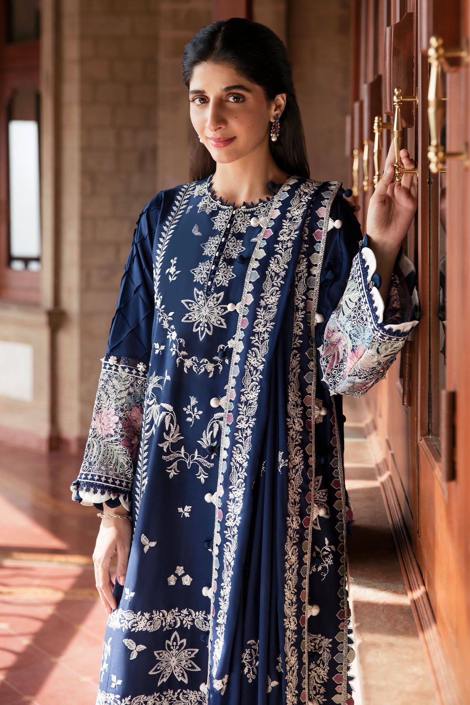ZAHA - 3PC LAWN EMBROIDERED SHIRT WITH EBROIDERED SHAWL AND TROUSER - KPR1656 - Image 3