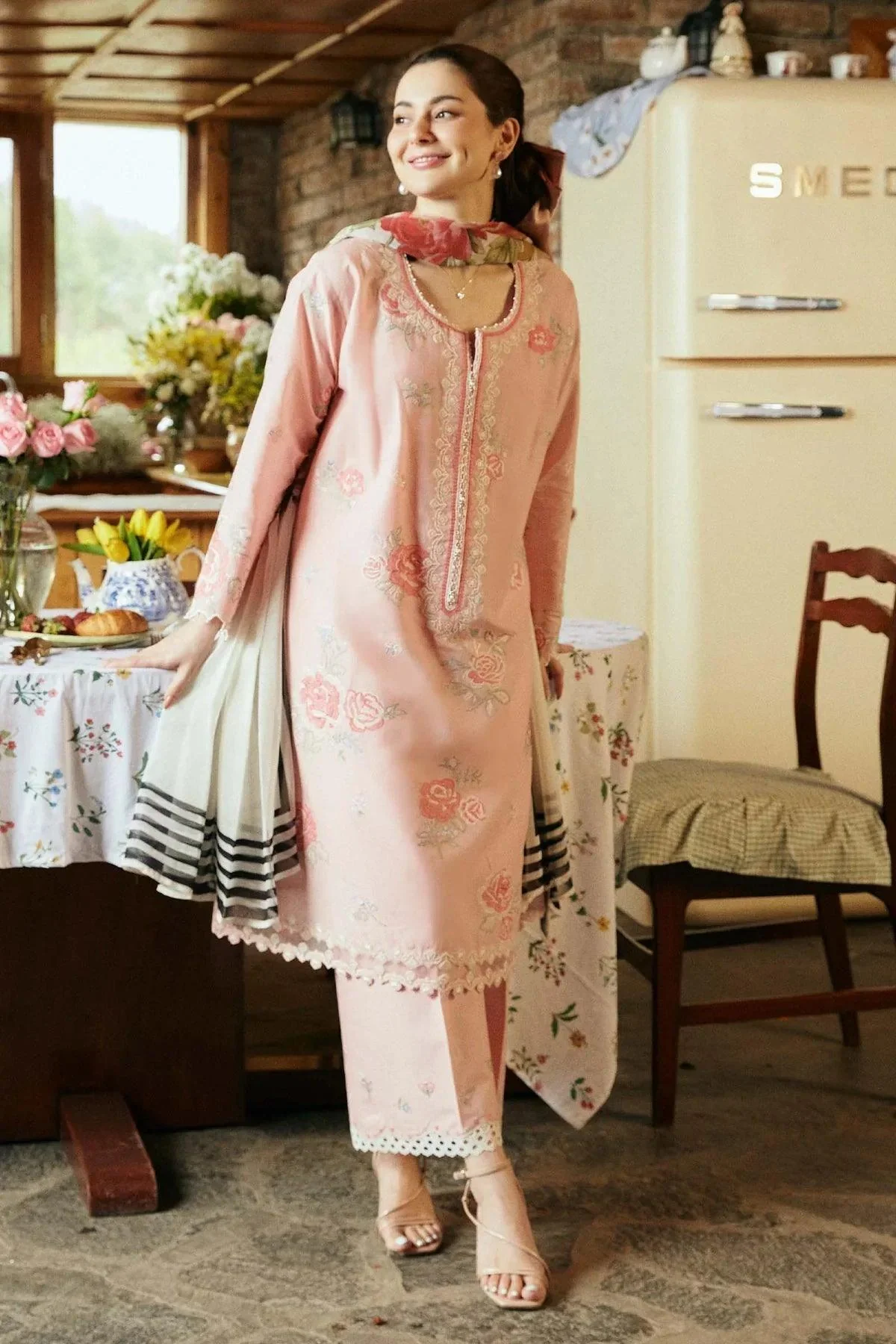 ZARA SHAH JAHAN - 3PC LAWN EMBROIDERED SHIRT WITH DIAMOND PRINTED DUPATTA AND TROUSER - HZG1675 - Image 4