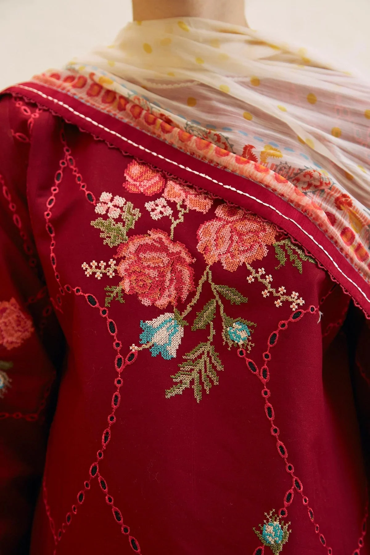 ZARA SHAH JAHAN - 3PC LAWN EMBROIDERED SHIRT WITH MANAAR PRINTED DUPATTA AND TROUSER - KPR1613 - Image 2