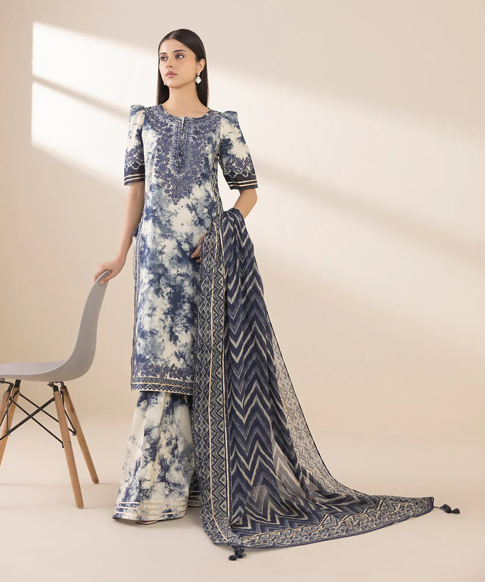 SAPPHIRE- 3PC LAWN EMBROIDERED SHIRT WITH PRINTED DUPATTA AND LAWN TROUSER - ED-738 - Image 5