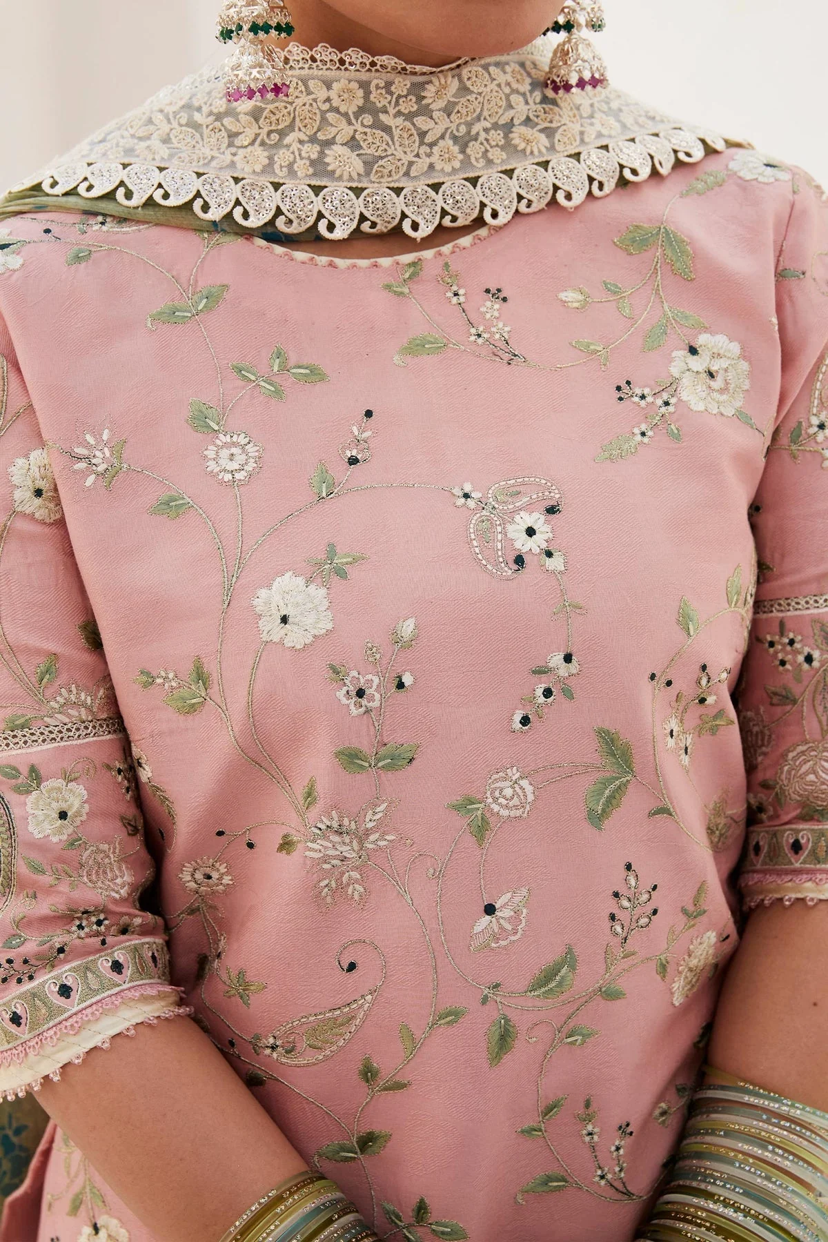Zara Shahjahan Embroidered Luxury Lawn Unstitched 3Pc Suit D-03A - Image 2